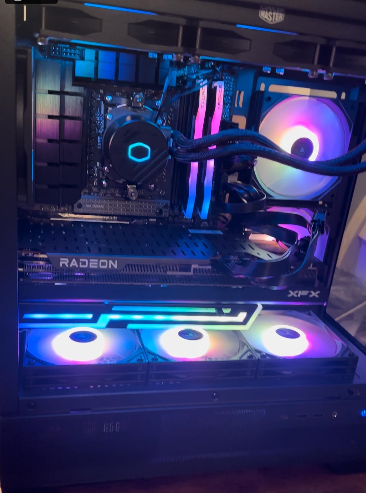 Cooler Master 360L Core AIO CPU Liquid Cooler - 360mm Radiator, 3X ARGB PWM Fans, Patented Gen S Dual-Chamber Pump, Quiet Cooling & Easy Installation, AMD AM5/AM4 & Intel LGA 1851/1700, Black customer photo 1