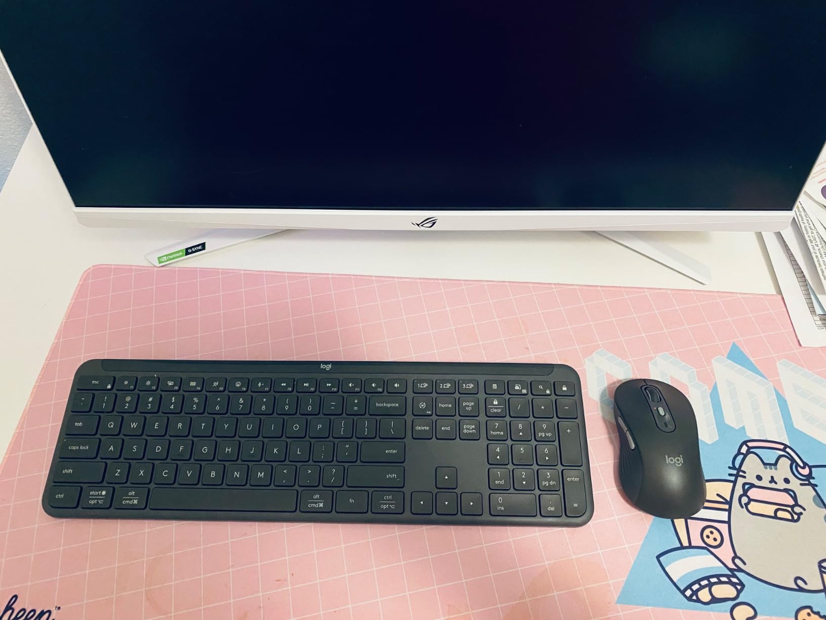 Logitech MK955 Signature Slim Wireless Keyboard Mouse Combo | For larger hands, quiet typing and clicking, switch across three devices, Bluetooth, Multi-OS, for Windows and Mac customer photo 2