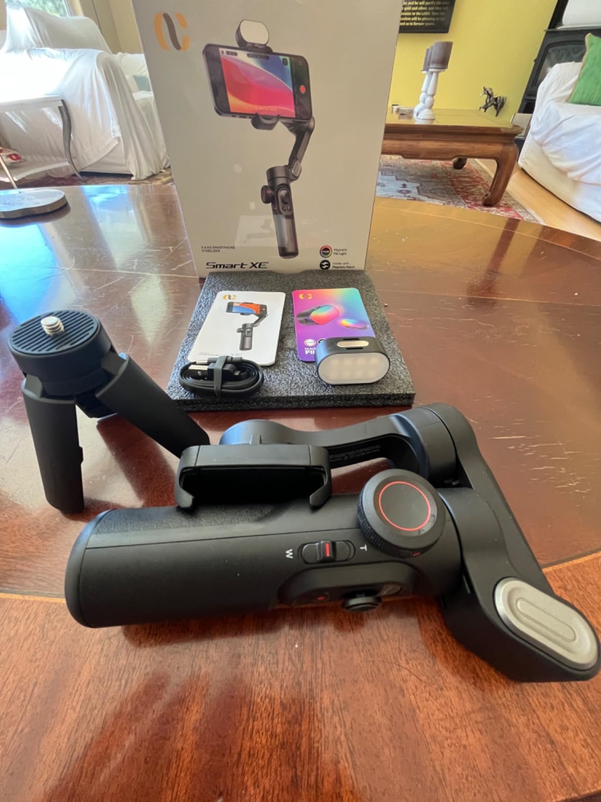 AOCHUAN Gimbal Stabilizer for Smartphone w/Gesture Control, XE Kit | Foldable handheld gimbal w/face tracking, magnetic fill light for TikTok, YouTube vlog and smartphone video recording customer photo 2