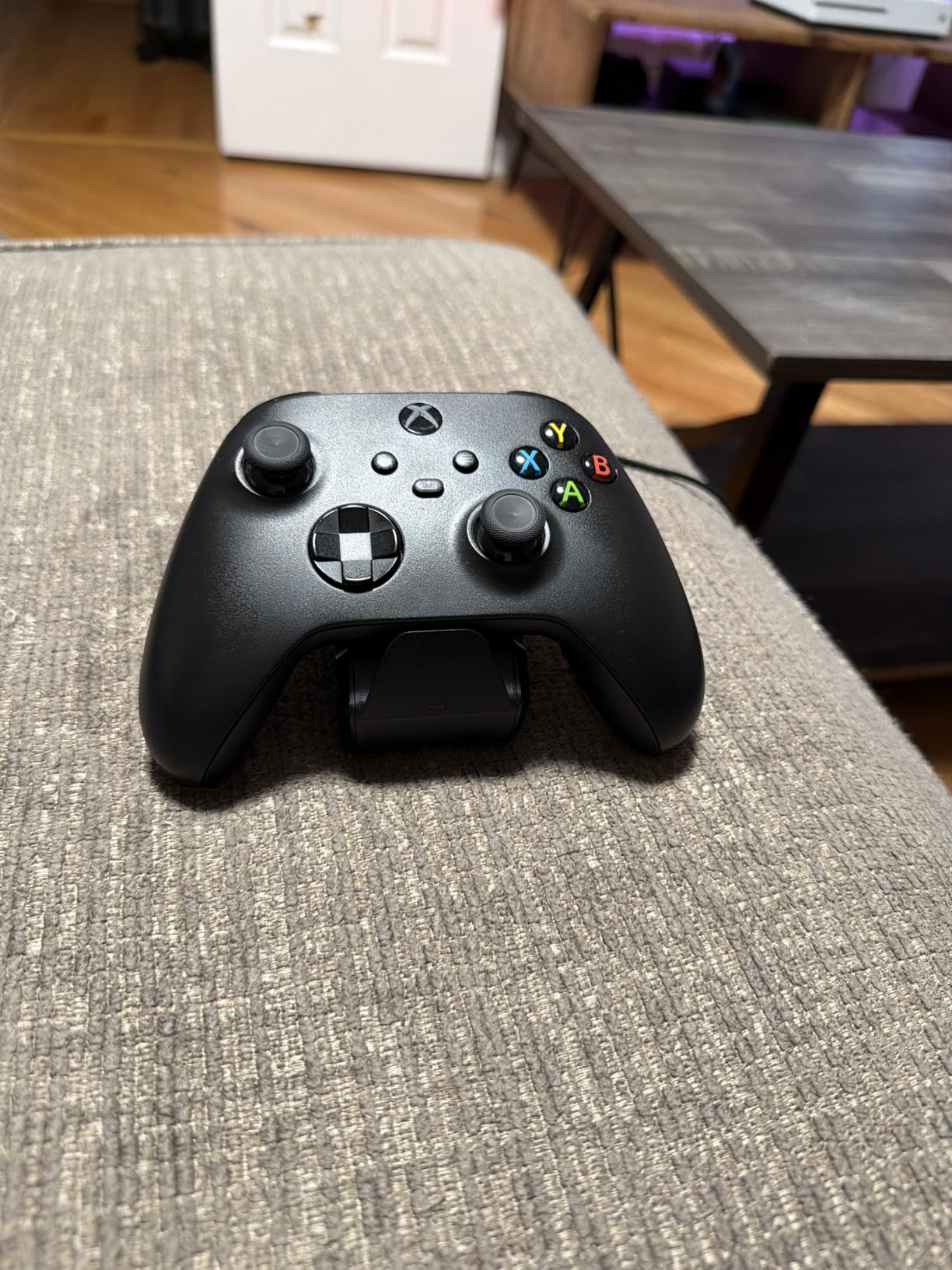 PowerA Solo Charging Stand for Xbox Series X|S - Black, Works with Xbox One, Charging Station for Xbox Wireless Controller, Officially Licensed customer photo 1