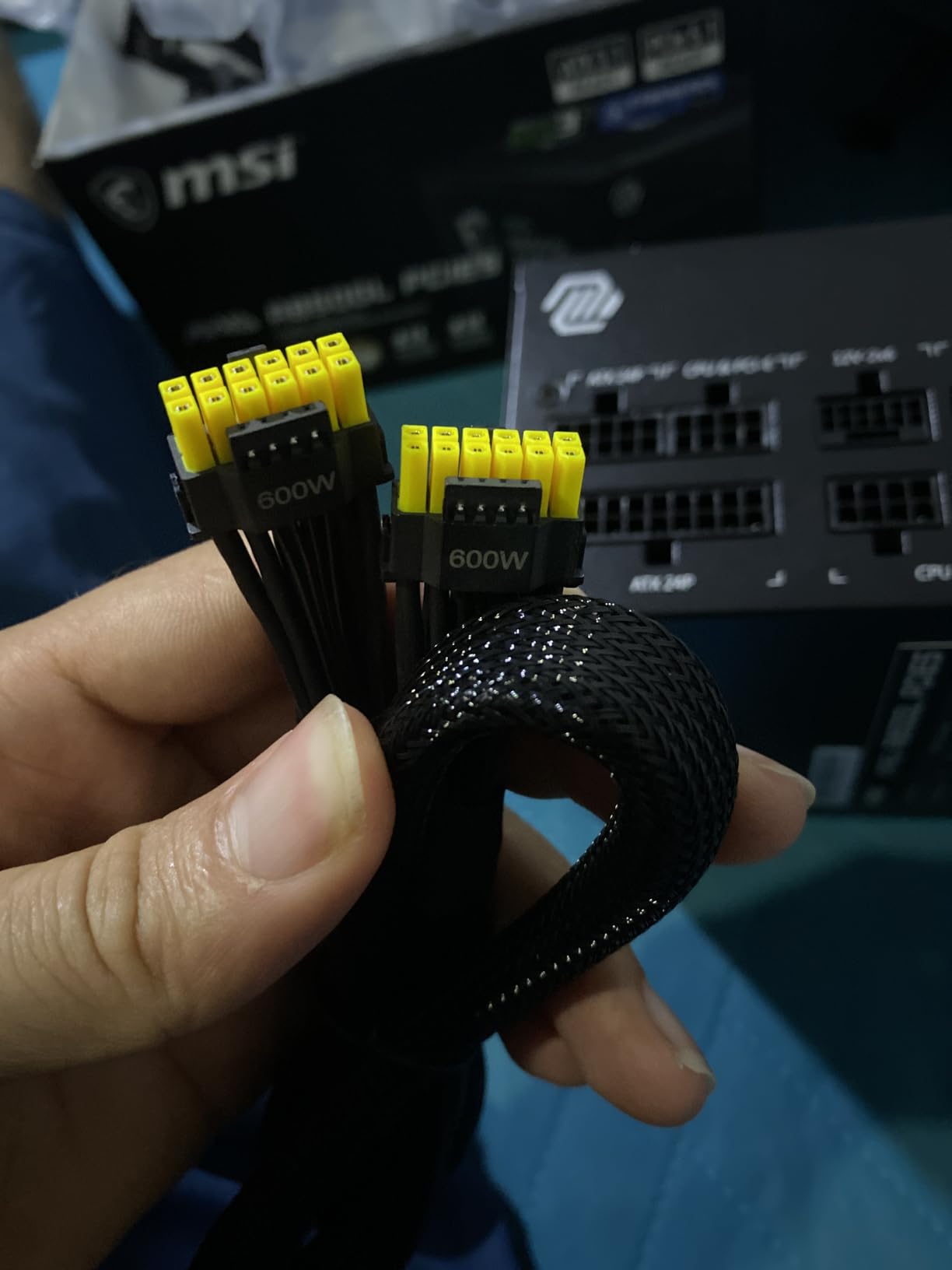 MSI MAG A850GL PCIE5, Fully Modular Compact Gaming 850W Power Supply, 80+ Gold, ATX 3.1 & PCIe 5.1 Ready, Native Dual-Color 12V-2x6 Cable, 10 Year Warranty customer photo 1