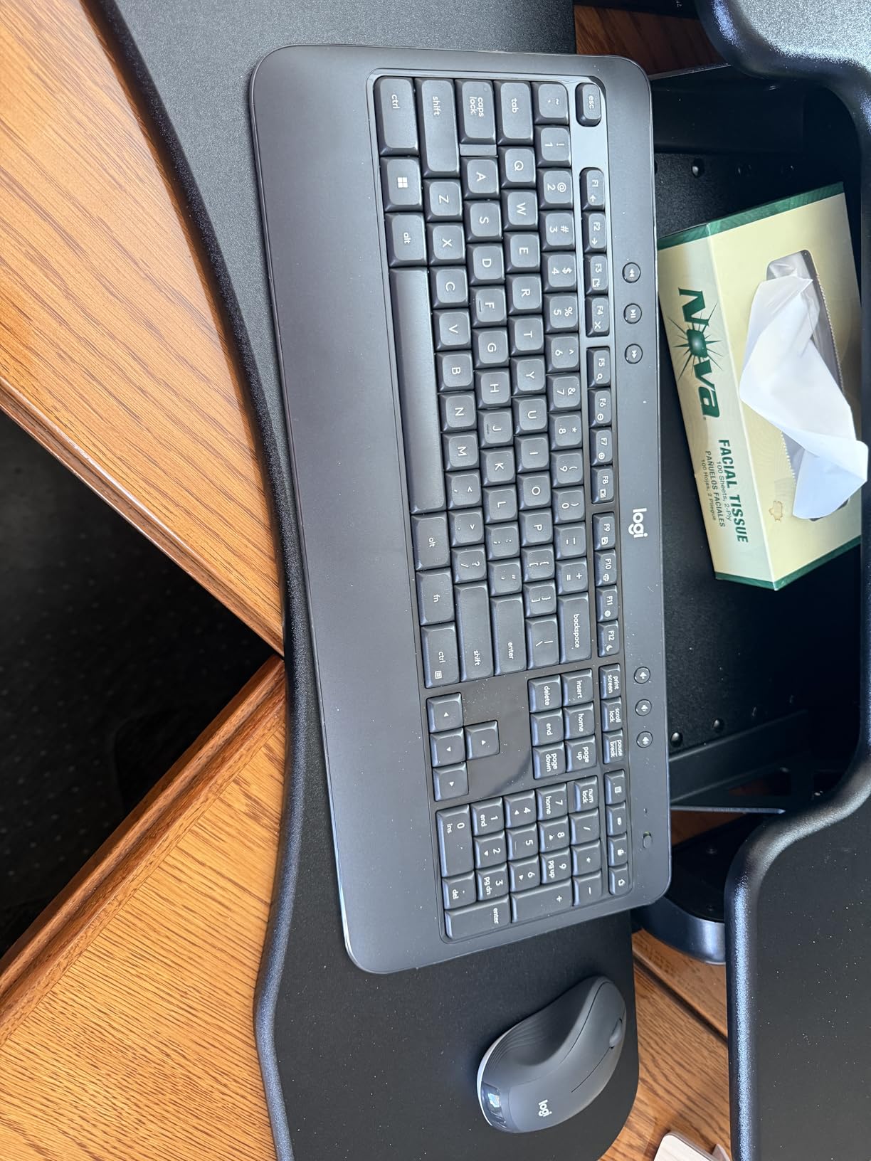 Logitech MK540 Full Size Advanced Wireless Keyboard and Mouse Combo | Full size quiet keyboard with number pad & integrated palm rest, full size ambidextrous mouse, includes USB-A Nano Receiver customer photo 2