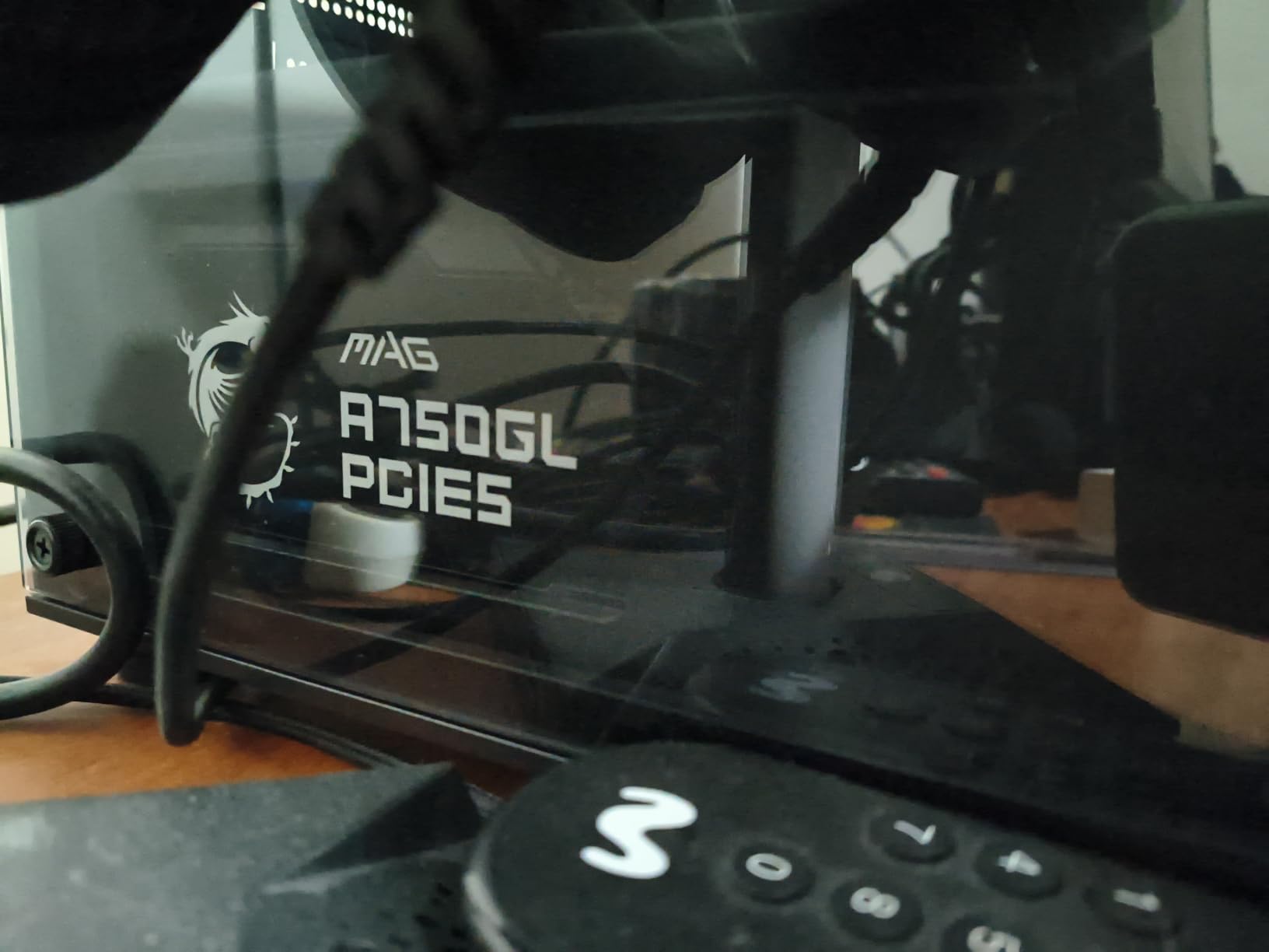 MSI MAG A750GL PCIE5, Fully Modular Compact Gaming 750W Power Supply, 80+ Gold, ATX 3.1 & PCIe 5.1 Ready, Native Dual-Color 12V-2x6 Cable, 10 Year Warranty customer photo 1