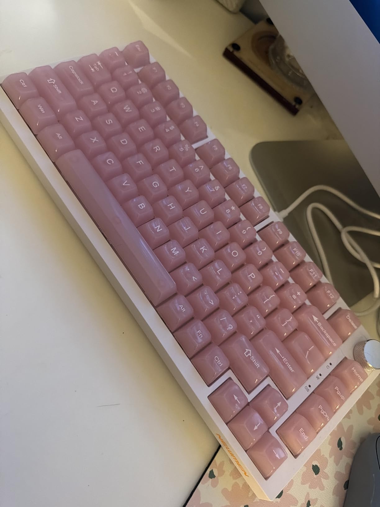 Newmen GM326 Mechanical Keyboard, 75% Percent Gaming Keyboard, Wired Keyboard | Mechanical Keyboard, 75% Percent Gaming Keyboard, Wired, Backlit, Hot Swappable, Compact, Mini, White, PC Keyboards, Knob, Red Switch customer photo 1