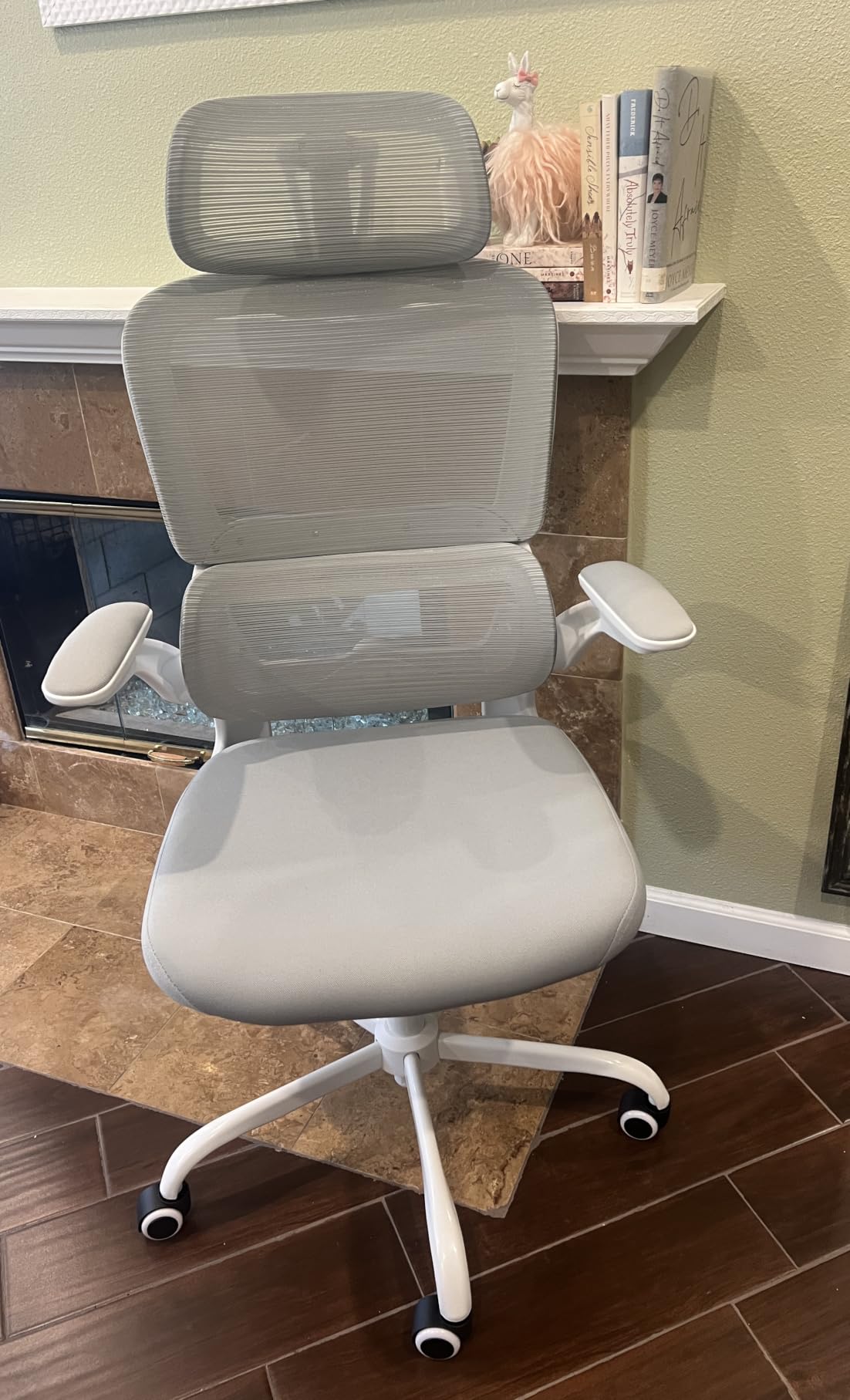 TRALT Office Chair Ergonomic Desk Chair, 330 LBS Home Mesh Office Desk Chairs with Wheels, Comfortable Gaming Chairs (1, White) customer photo 1