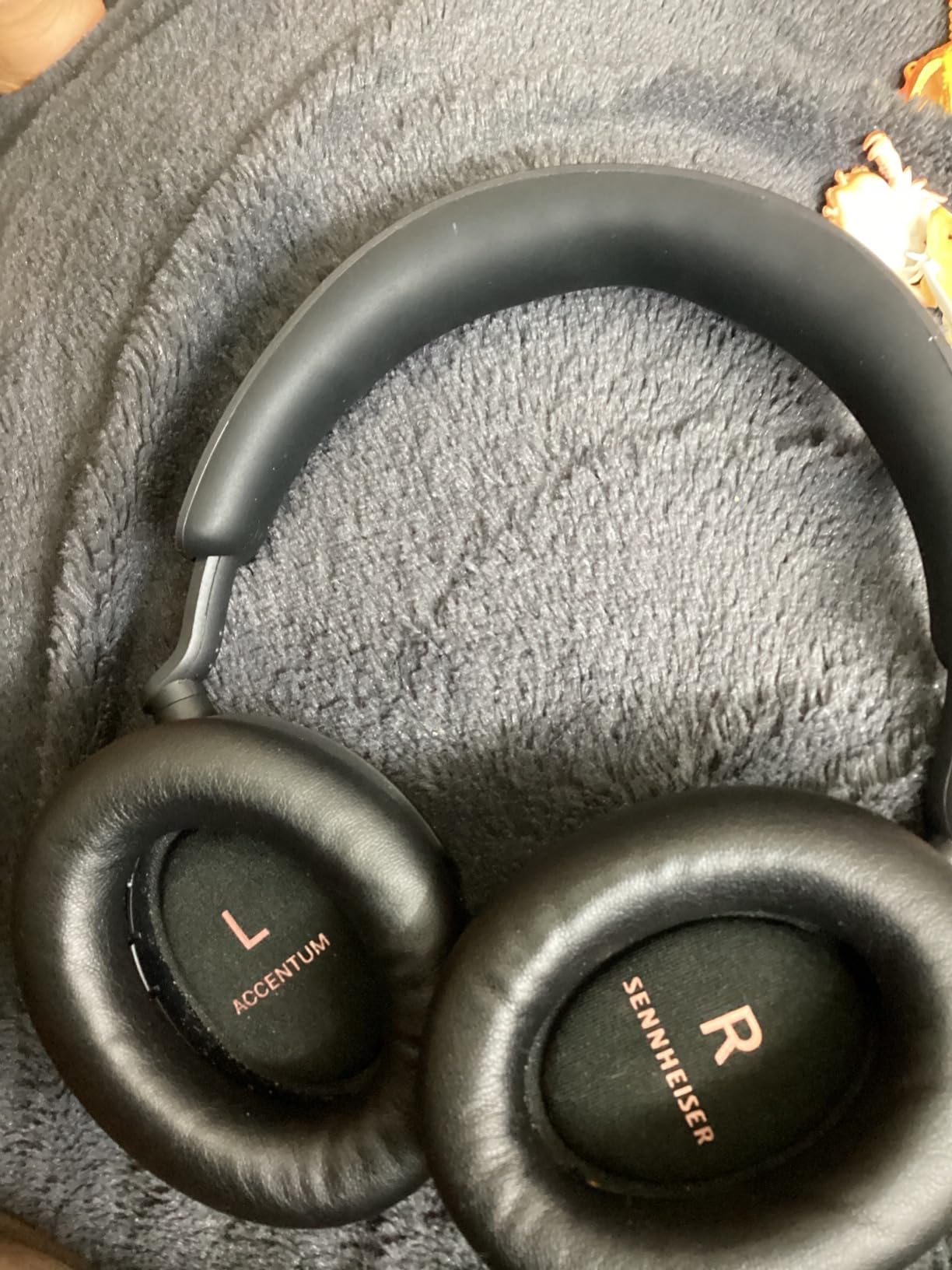Sennheiser Accentum Wireless Bluetooth Headphones - Black customer photo 1