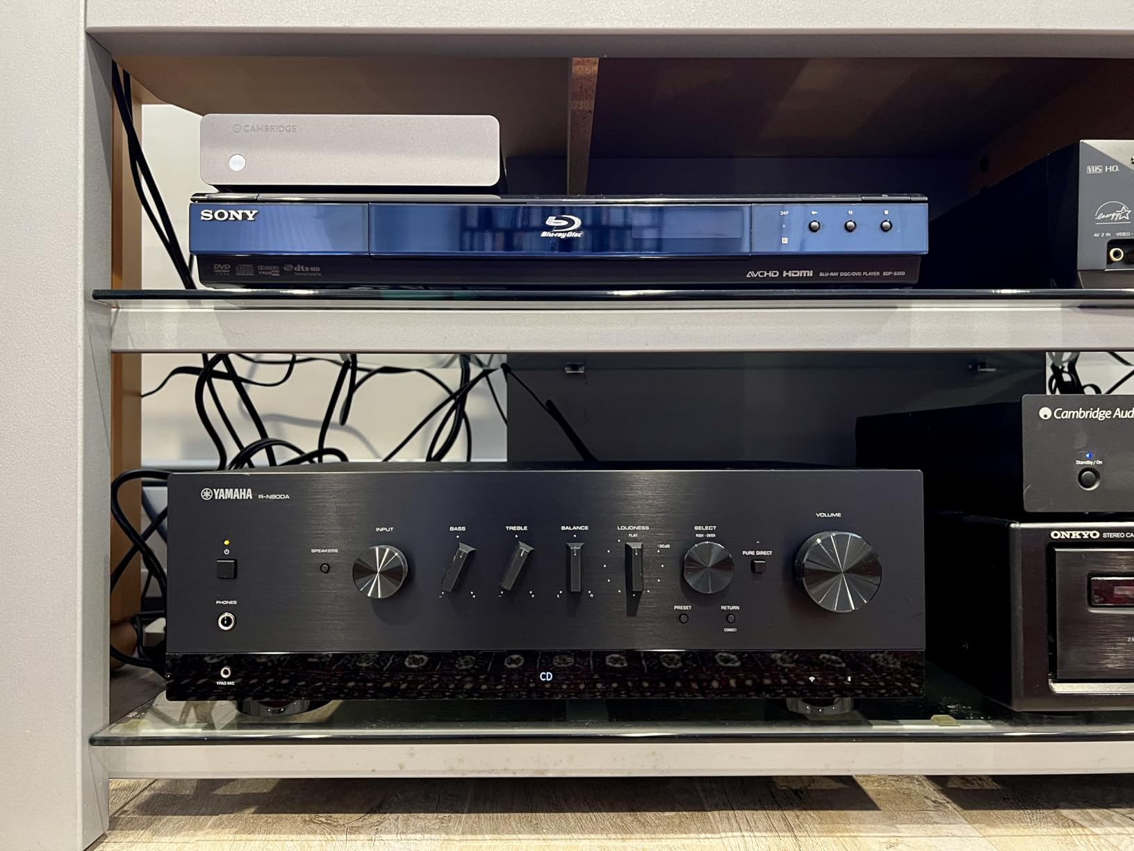 Yamaha R-N800A Network Receiver with Phono and Built-in DAC, Silver - 2.1-Channel Network A/V Receiver with MusicCast and YPAO for streaming, vinyl and multi-room audio customer photo 1