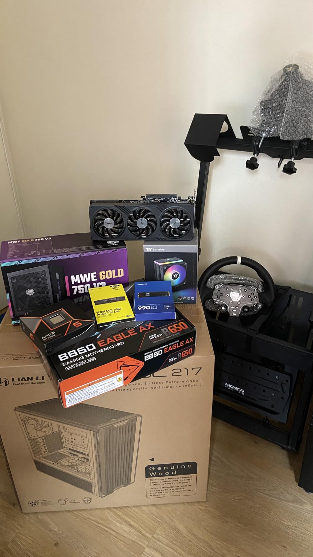 CORSAIR Vengeance DDR5 32GB (2 x 16GB) Up to 6000MHz AMD Intel RAM | Desktop Gaming Memory, AMD EXPO & Intel XMP 3.0 Compatible, CL36, Grey, CMK32GX5M2E6000Z36 customer photo 2