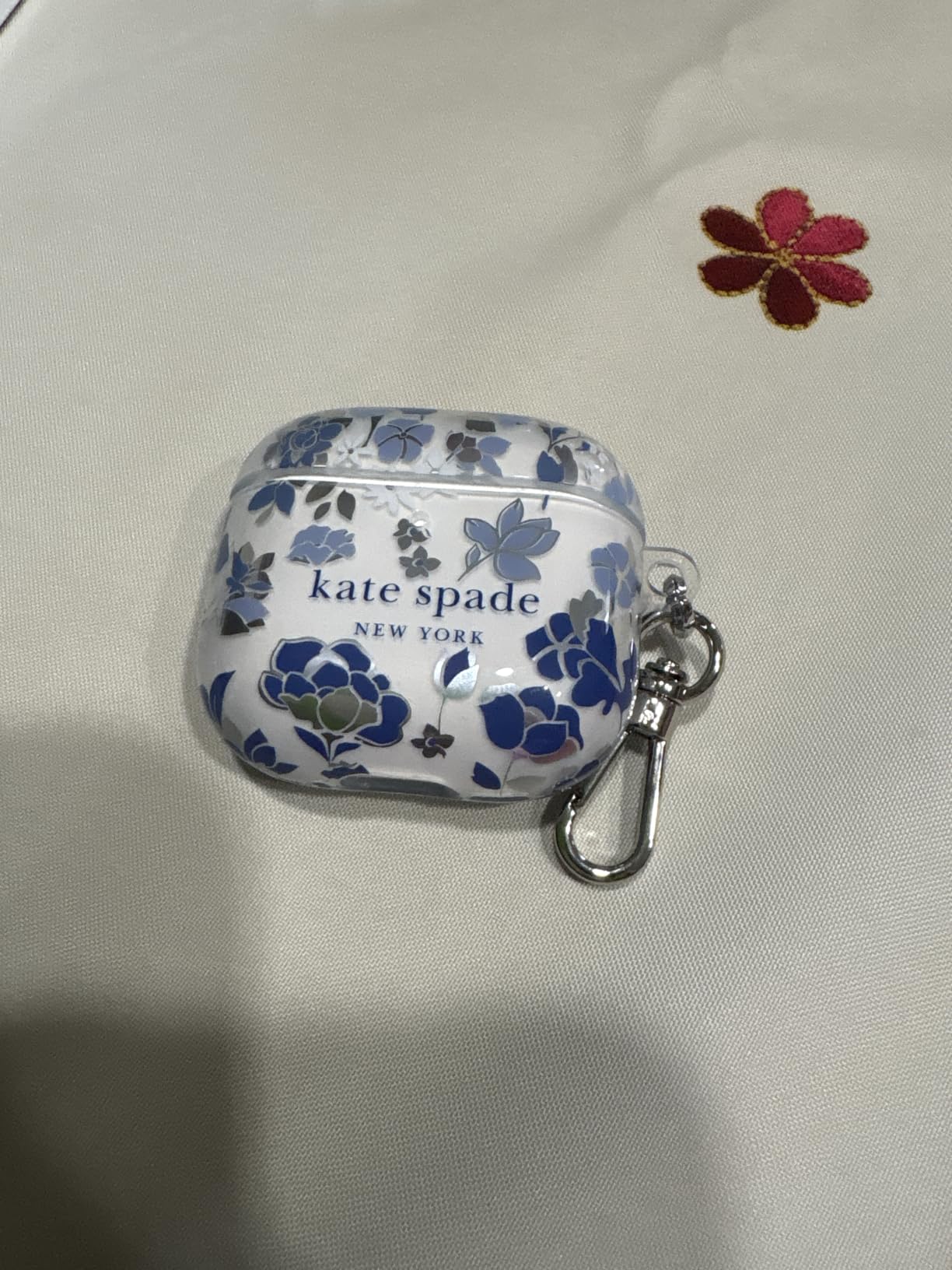 kate spade new york AirPods Pro 2nd/1st Case - Tortoiseshell | Stylish Case w/Luxe Gold Ring Keychain for Bag, Tote, Backpack & More - Protective Case for AirPods Pro 1st & 2nd Generation customer photo 1