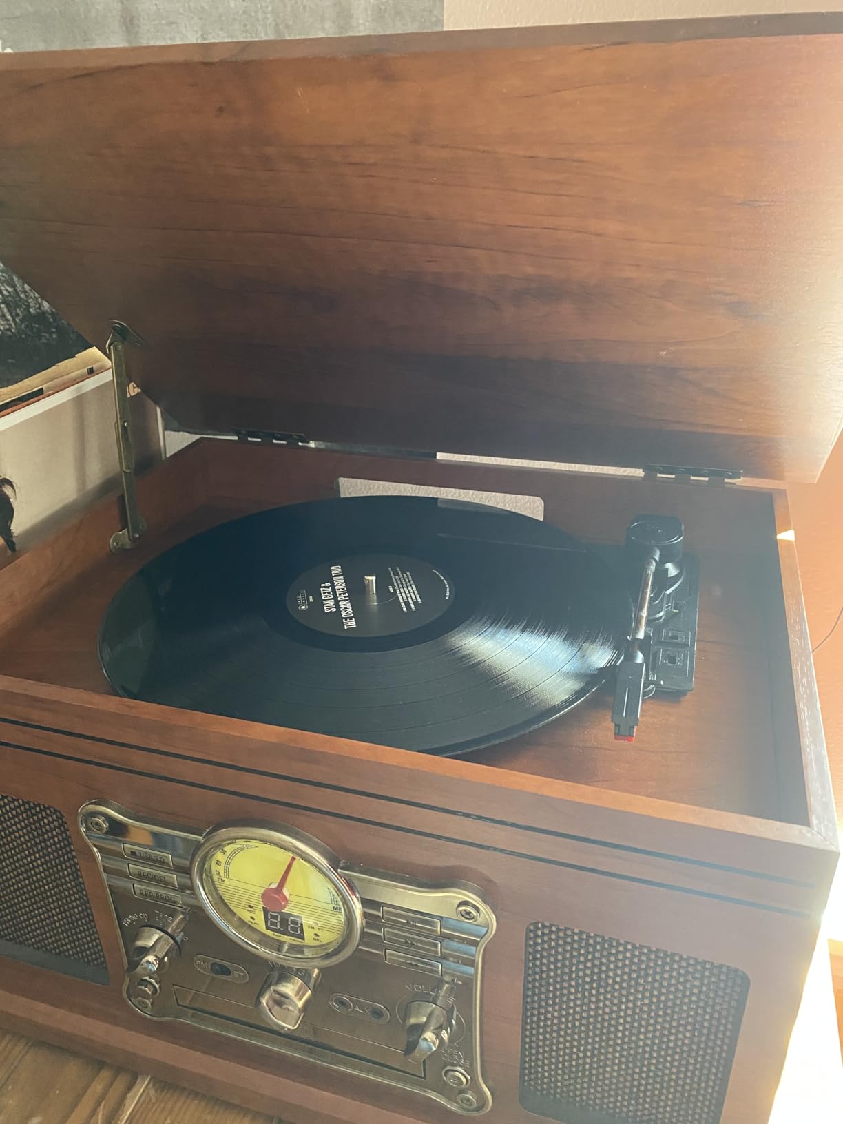 FEKTIK Bluetooth Record Player 10 in 1, 3-Speed Turntable for Vinyl with Speakers, LP to MP3 Converter, CD, Cassette Player, FM Radio, Wireless Streaming | Mahogany customer photo 2