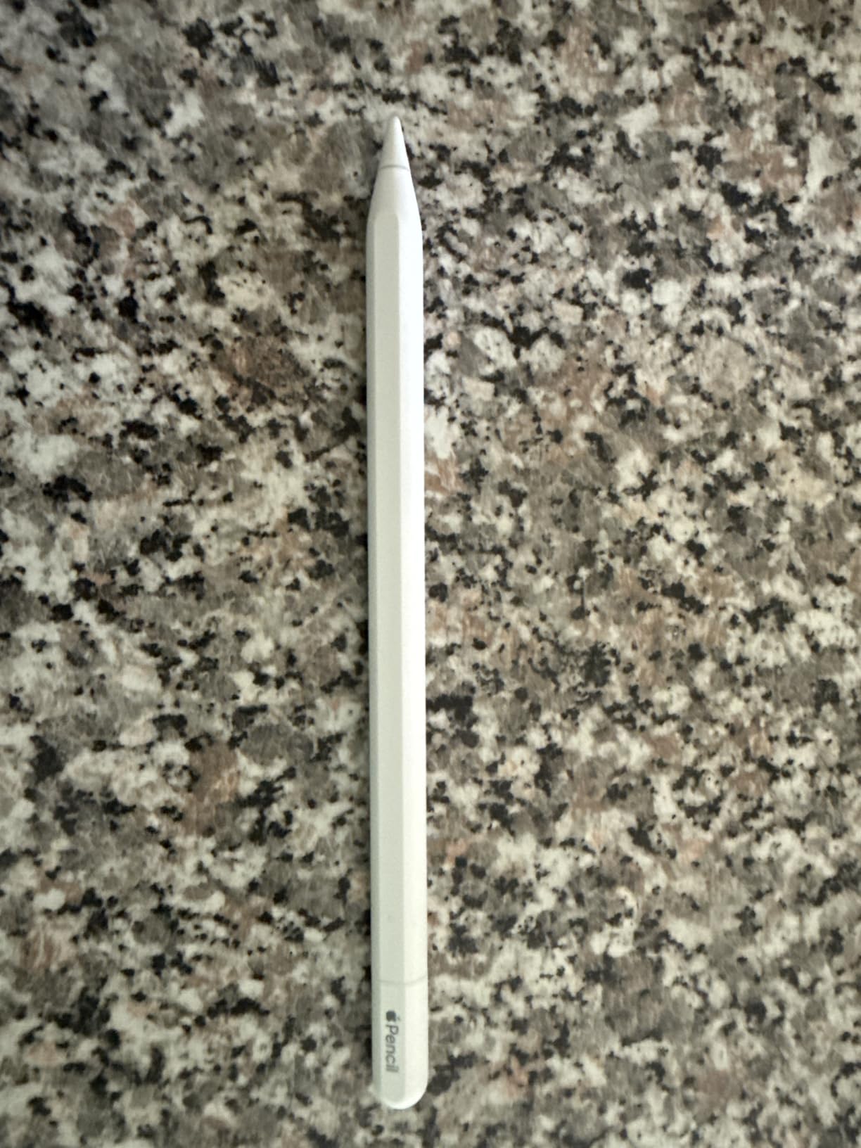 Apple Pencil (USB-C): Device Compatibility Check Required | Pixel-Perfect Precision, Tilt Sensitivity, Perfect for Note-Taking, Drawing, & Signing Documents. Charges and Pairs w/ USB-C customer photo 2