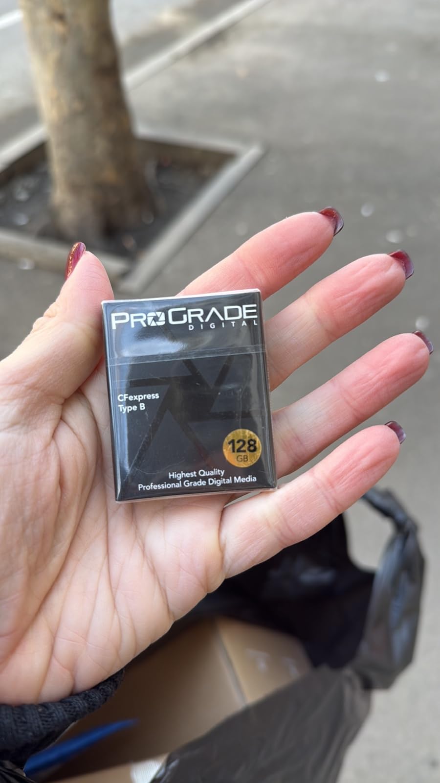 ProGrade Digital 512GB CFexpress 4.0 Type B Memory Card (Gold) - Up to 3400MB/s Read, 3000MB/s Write for 8K/6K/4K Video customer photo 1