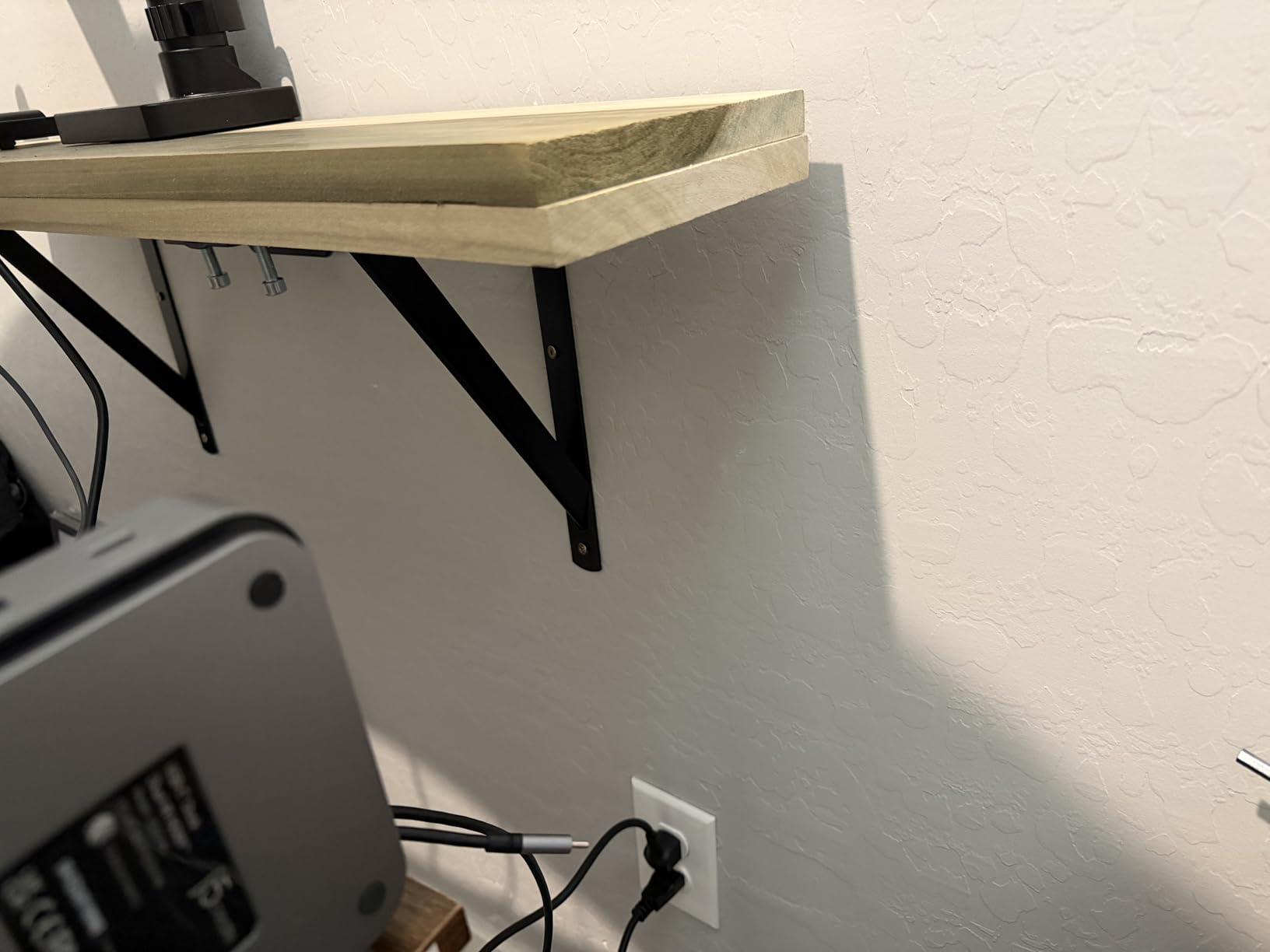 ULTRARM Heavy Duty Monitor Arm for Ultrawide Monitors up to 57
