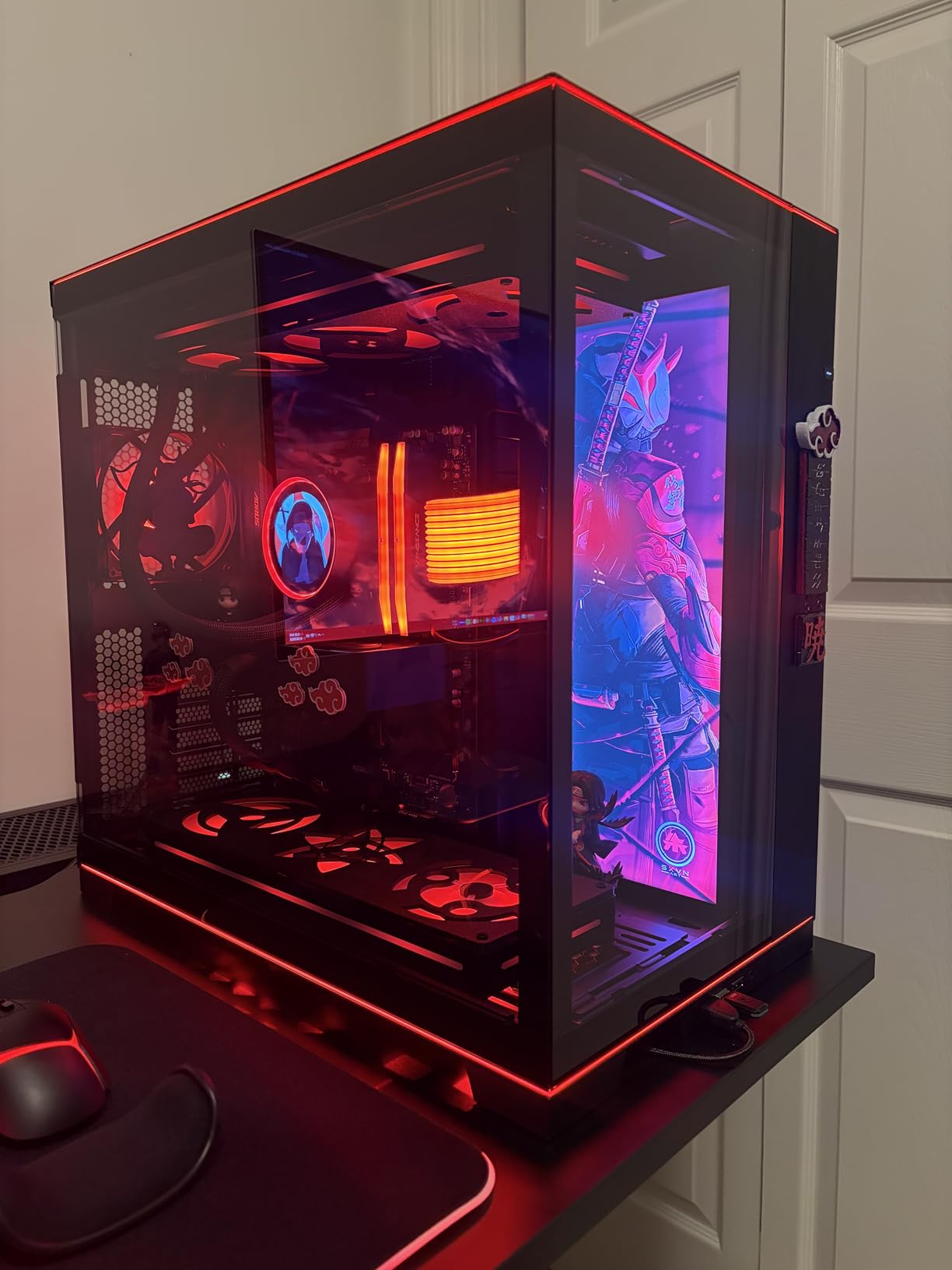 Lian Li O11D EVO RGB Case - Black | ARGB lighting strips, Up to 420mm radiator, Cable management, Front and side tempered glass panels, Reversible chassis customer photo 1