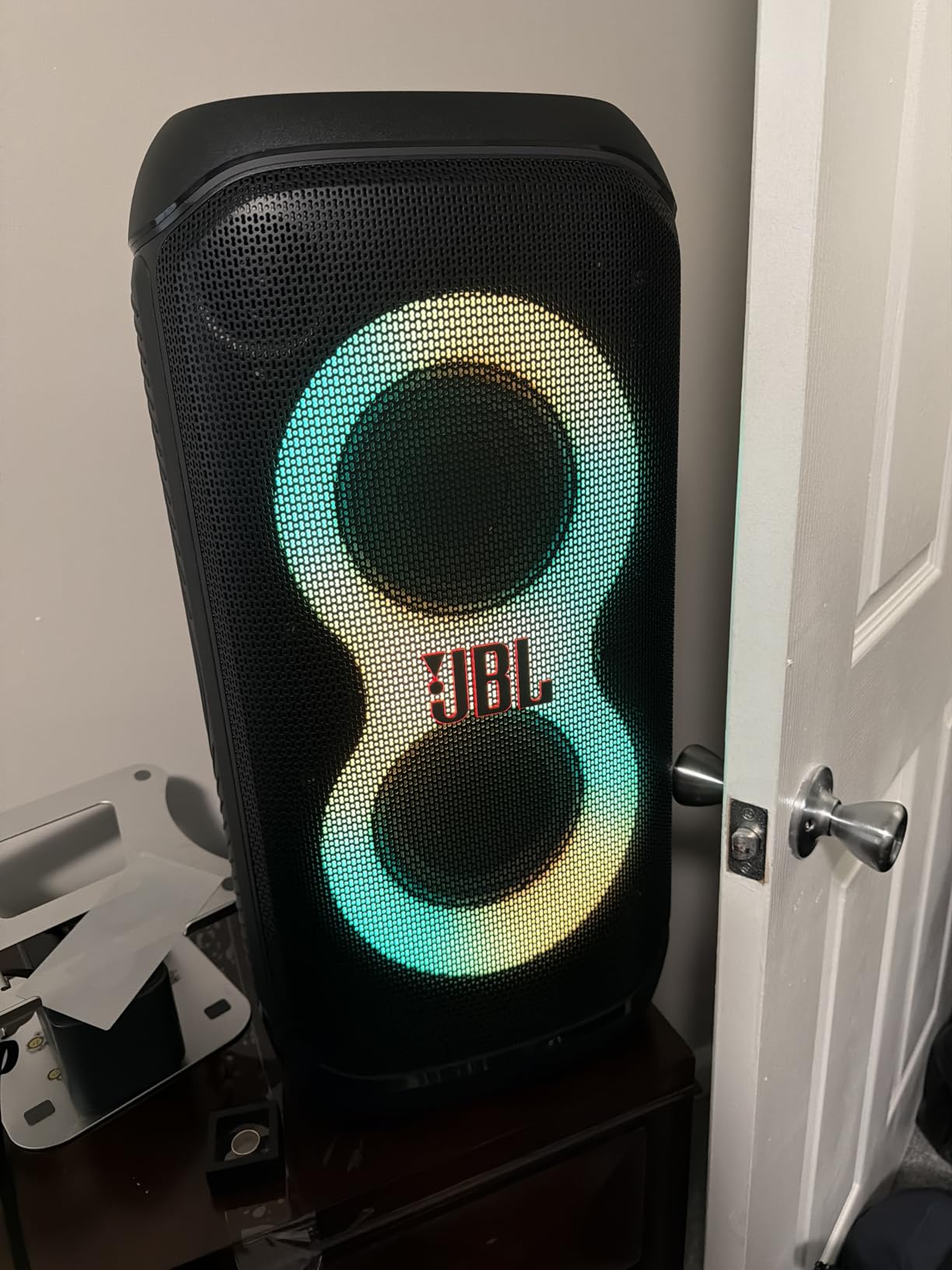 JBL PartyBox Stage 320 - Portable Party Speaker with Telescopic Handle & Wide, Sturdy Wheels, Powerful JBL Pro Sound, Futuristic lightshow, Up to 18 Hours of Play time, Splash Proof (Black) customer photo 1