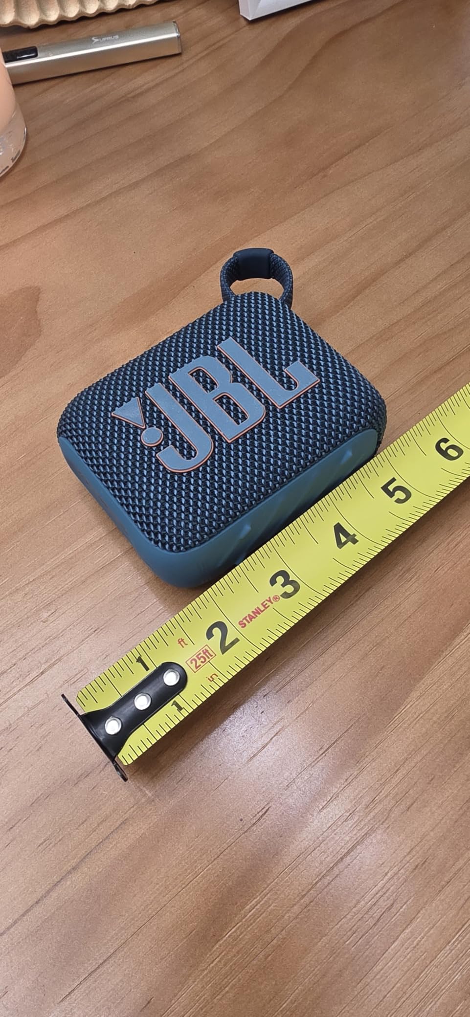 JBL Go 4 - Ultra-Portable, Waterproof and Dustproof Bluetooth Speaker, Big JBL Pro Sound with Punchy bass, 7-Hour Built-in Battery, Made in Part with Recycled Materials (Purple) customer photo 1