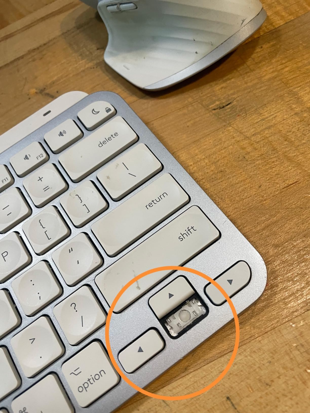 Logitech MX Keys Mini for Mac Minimalist Wireless Keyboard - Space Grey customer photo 1