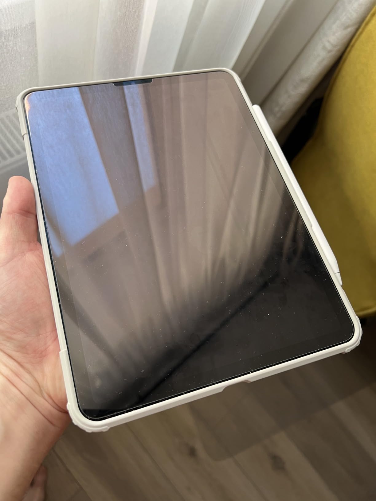 Spigen GlasTR EZ FIT Screen Protector for iPad Pro 11