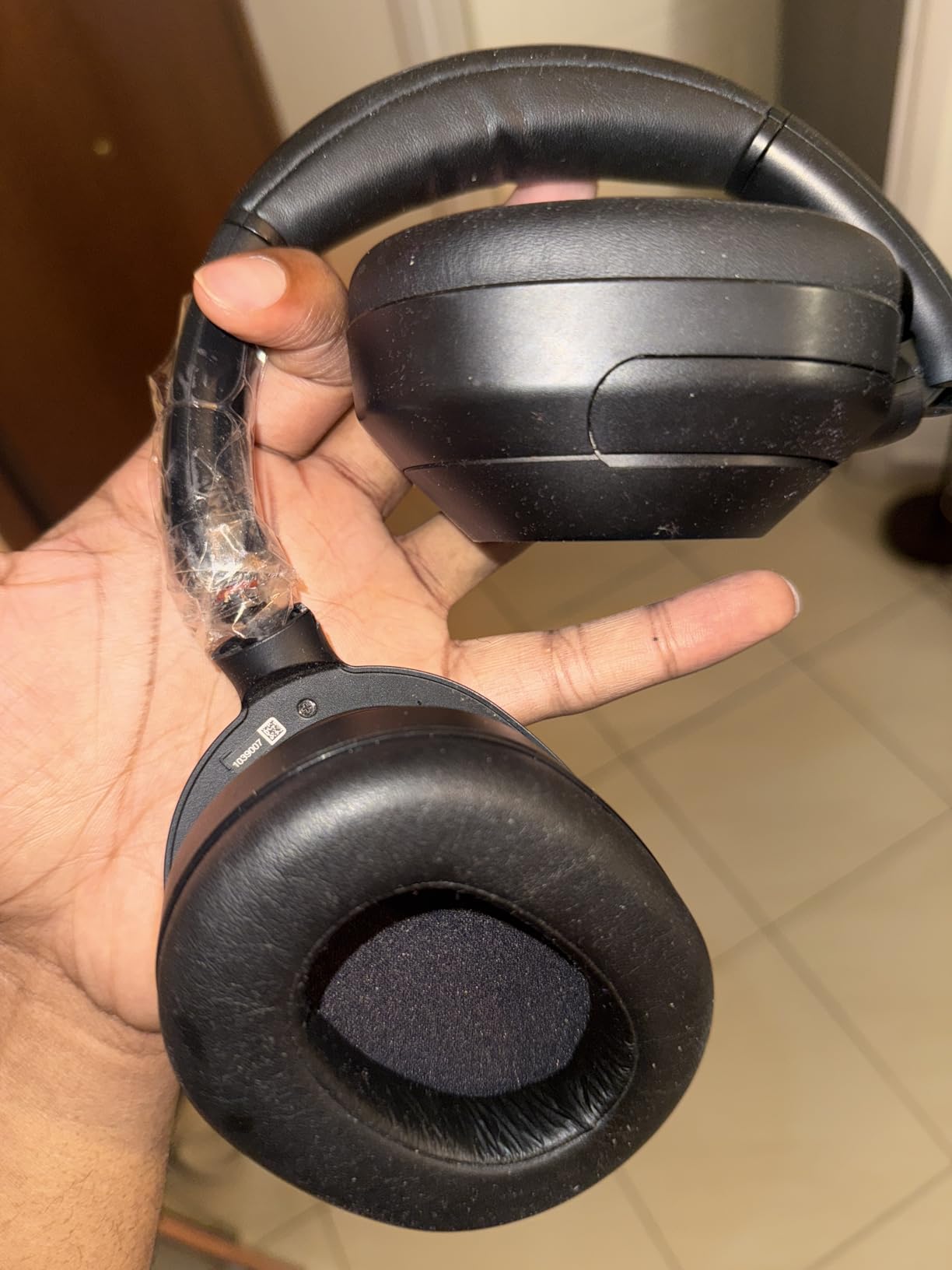 Sony ULT WEAR Over-Ear Noise Canceling Wireless Headphones, Black | Massive Bass, 30-Hour Battery, Signature Noise Canceling Found in 1000X Series customer photo 1