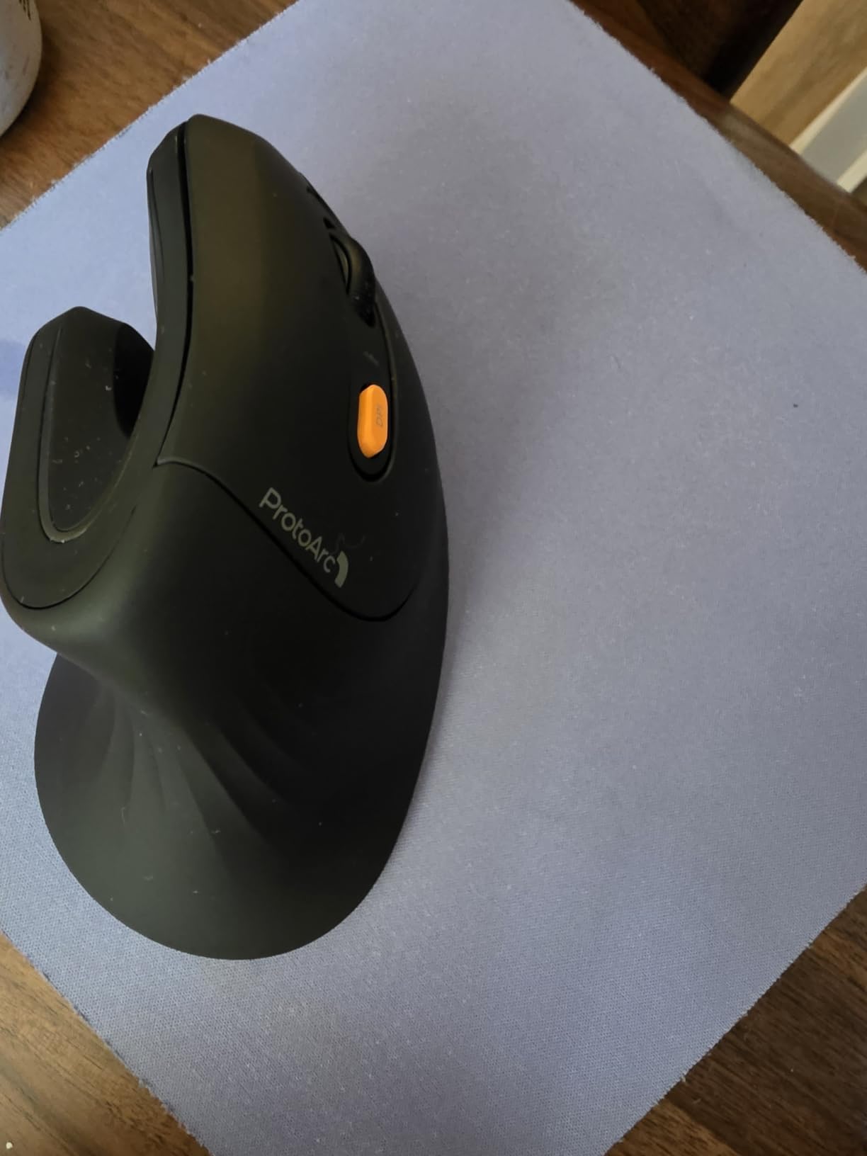 ProtoArc Ergonomic Mouse, EM11 NL Bluetooth Rechargeable Wireless Vertical Mouse, 3 Multi-Device Connectivity for Computer/PC/Laptop, 2.4GHz USB-A Optical Mice for Windows, Mac OS, Black customer photo 2