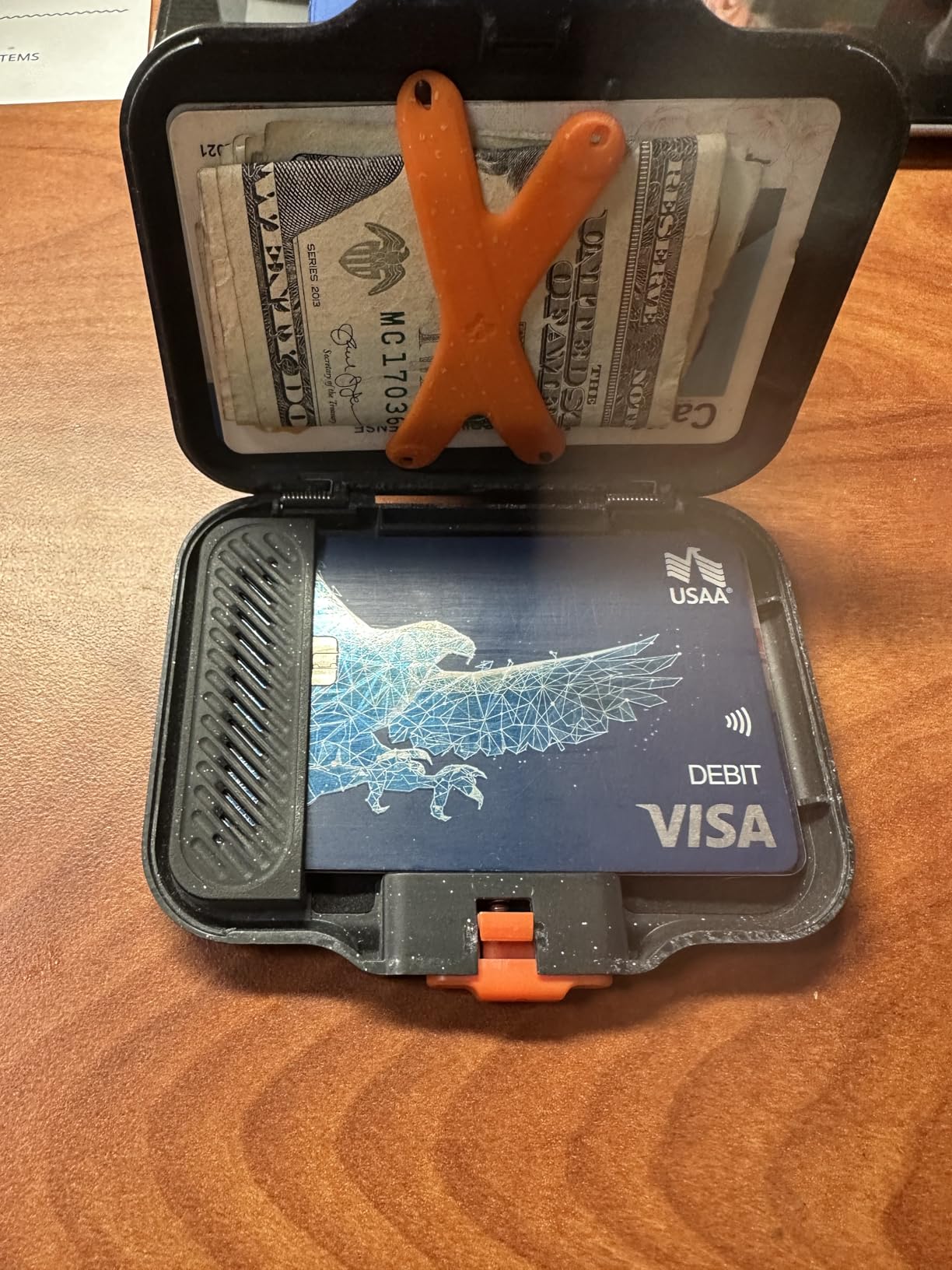 Spigen for MagSafe Wallet, Holds 5-6/7-8 Cards, Hardshell customer photo 1