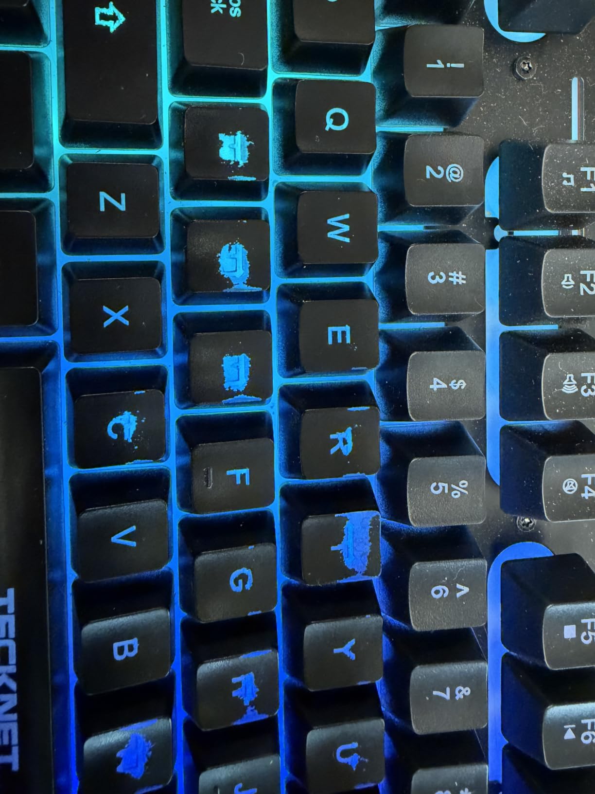 TECKNET Wired Gaming Keyboard, RGB Backlit Keyboard with Metal Panel Design | 15-Zone RGB Illumination, Whisper Quiet Design, IP32 Water Resistance, 25 Anti-ghosting Keys, Ergonomic Design customer photo 1