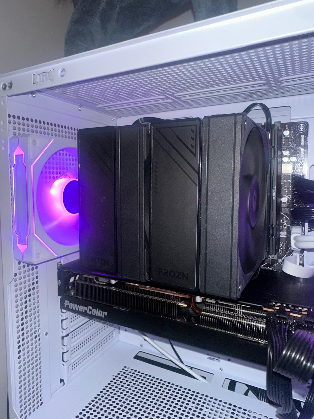 ID-COOLING FROZN A620 PRO SE Dual-Tower CPU Cooler, Low Noise, 157mm, 260W | 6 Heat Pipes, Dual 120mm quiet fans 27.2dB(A) Max., Supports Intel LGA1851/1700/1200/115X & AMD AM5/AM4, Easy Installation customer photo 1