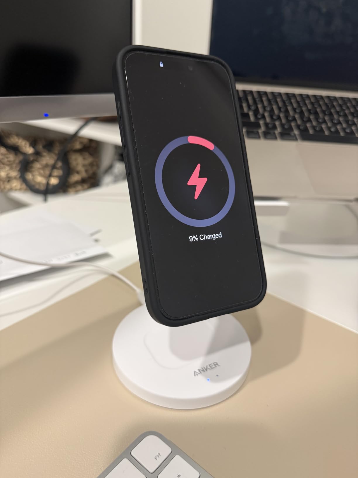 Anker MagGo 2-in-1 MagSafe Compatible Qi2 15W Wireless Charging Stand | Qi2 Certified, Fast Charging, Wireless Charger for iPhone 17, AirPods Pro, and More customer photo 2
