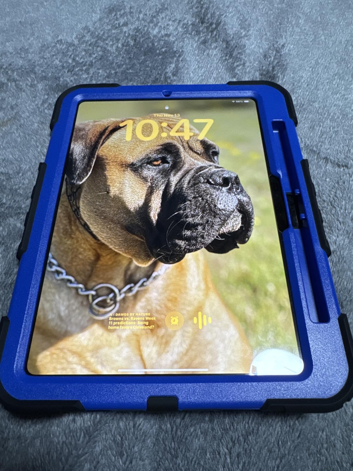 SEYMAC Case for iPad Pro 11 Inch M5 / M4 (2025/2024), Black | Heavy Duty Shockproof Protective, Built-in Screen Protector, 360° Rotating Stand, Hand/Shoulder Strap, Pencil Holder customer photo 2
