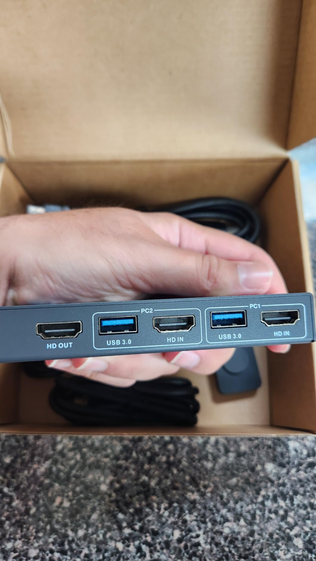 Hearvo USB 3.0 HDMI KVM Switch for 2 Computers 1 Monitor, 4K@60Hz, S7232H customer photo 2