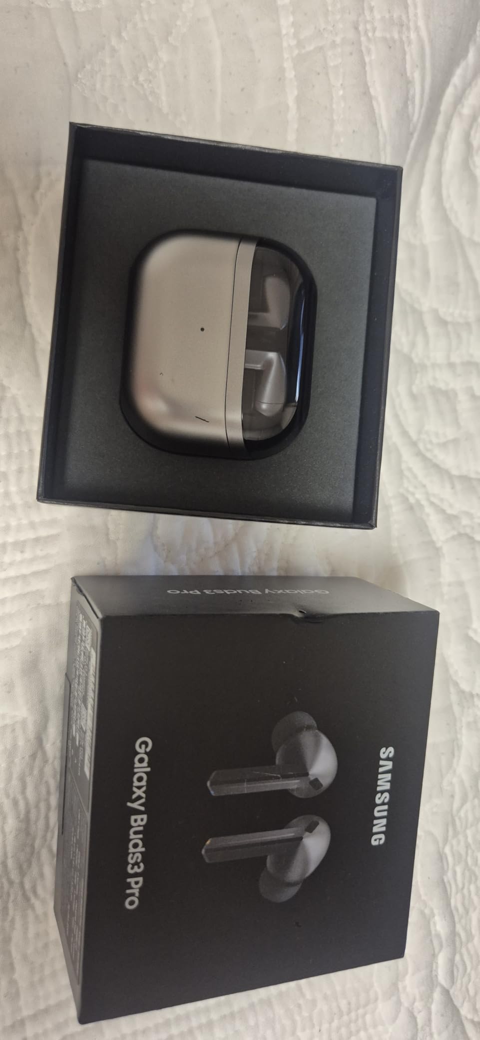 SAMSUNG Galaxy Buds3 Pro (2024, ANC) Water Resistant, AI Real-Time Language Interpreter, True Wireless Bluetooth 5.4 Earbuds, Hi-Fi, Noise Cancelling, Touch Control, International Model R630 (Silver) customer photo 2