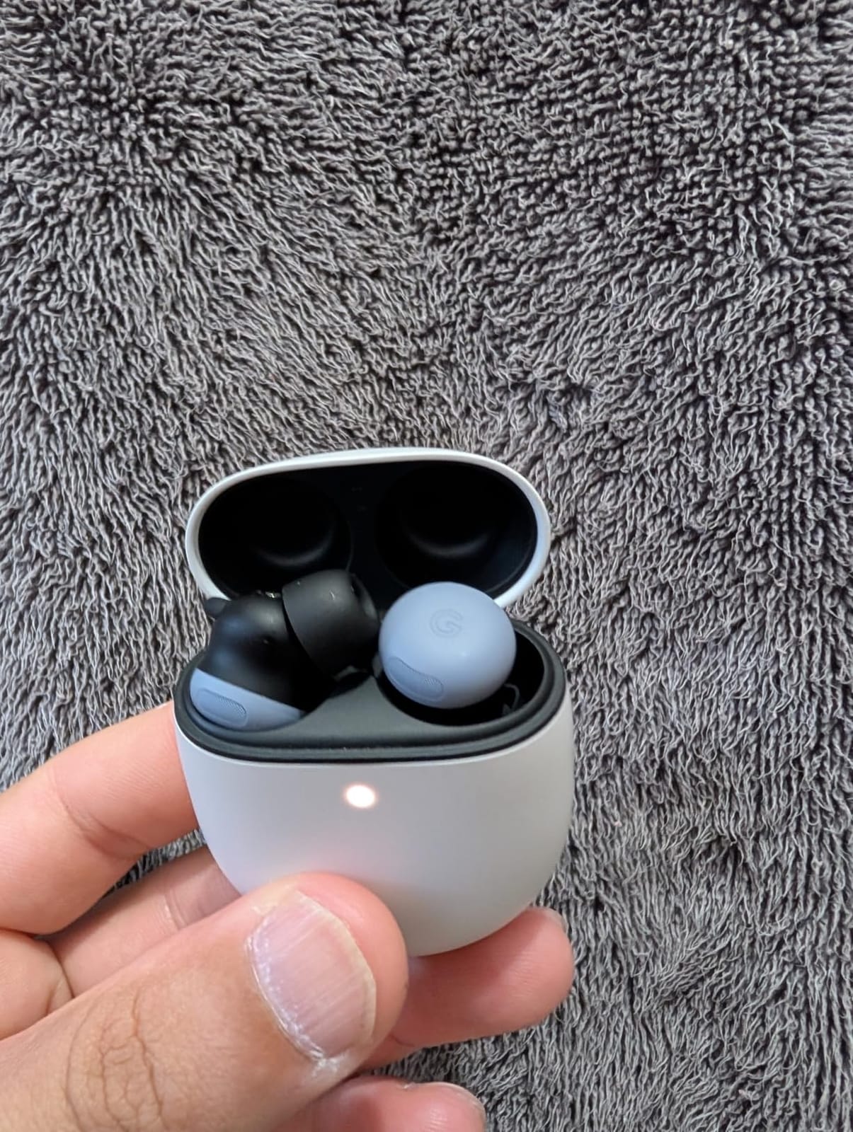 Google Pixel Buds Pro 2 - Wireless Bluetooth Earbuds - Hazel | Pro-level Active Noise Cancellation, help from Gemini, twist-to-adjust fit, 30-hour battery, Adaptive Audio customer photo 2