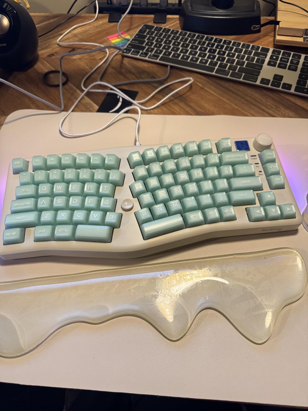 LEOBOG A75 Alice Ergonomic Wireless Mechanical Keyboard with Joystick Knob, 75% Ergonomic Split Layout, Tri-Mode, Multifunction Knob, RGB Backlight, Top Mount Structure, Hot Swappable Linear Switches customer photo 2
