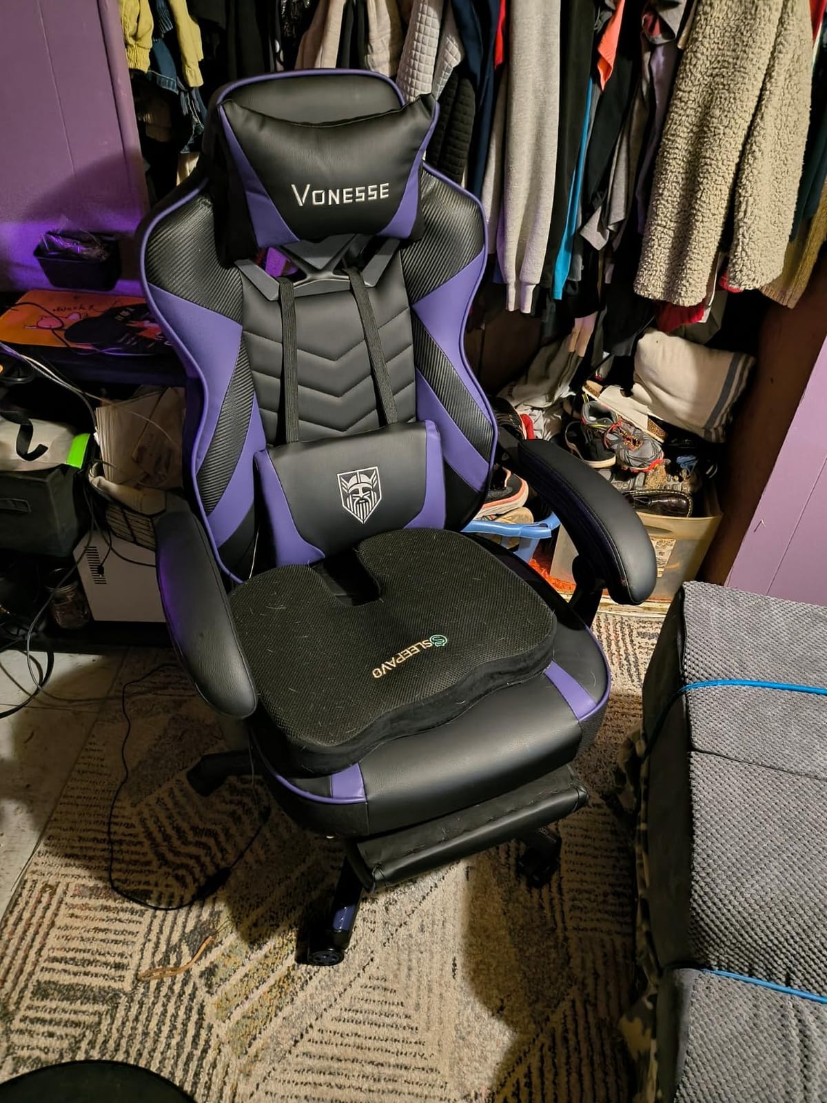 Vonesse Pink Gaming Chair, Big and Tall Gaming Chair with Footrest and Massage, Gaming Chairs for Adults with Lumbar Support, Ergonomic High Back Computer Chair with Pocket Spring Cushion (White/Pink) customer photo 1