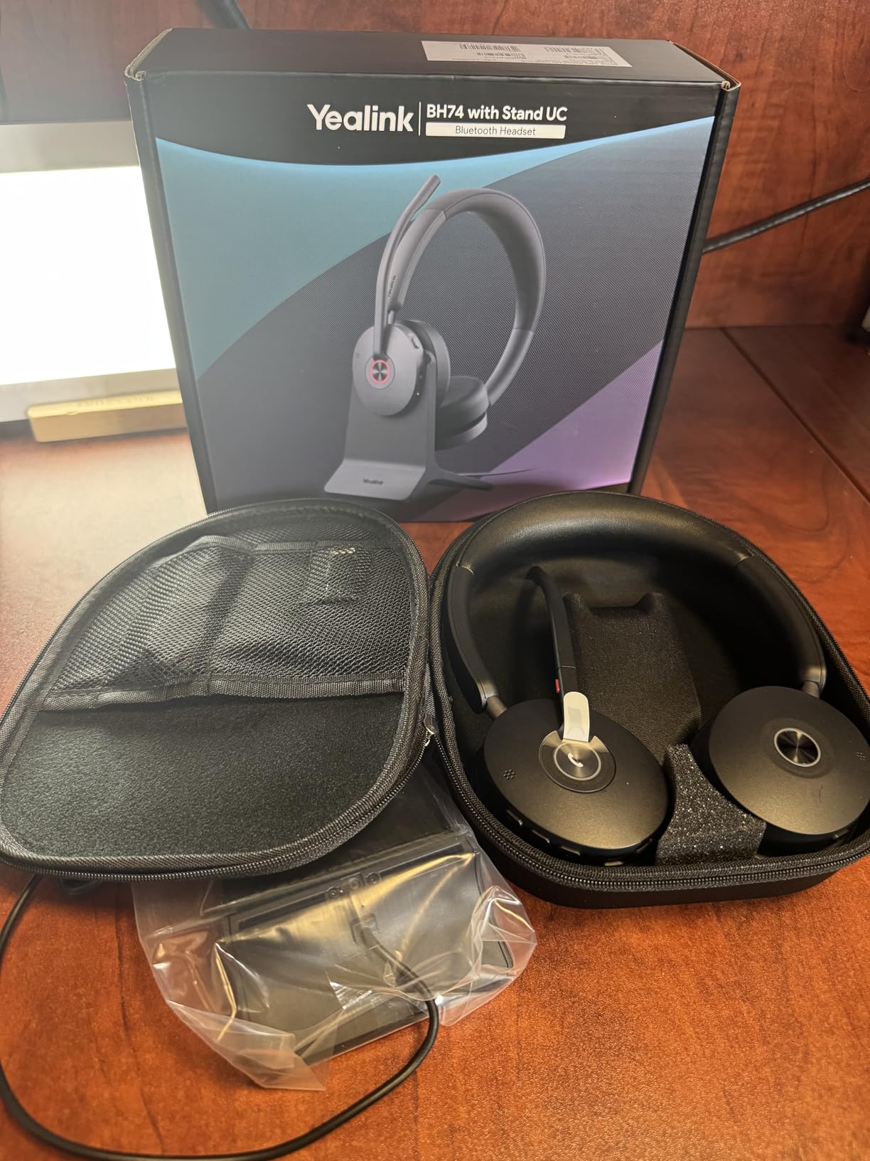 Yealink BH74 with Stand ANC Wireless Headset with Microphone for PC, Bluetooth Headset Noise Cancelling with 6 AI Mic, 32H Talk Time & Mute Button, Microsoft Teams Premium Open Office Certified UC customer photo 2