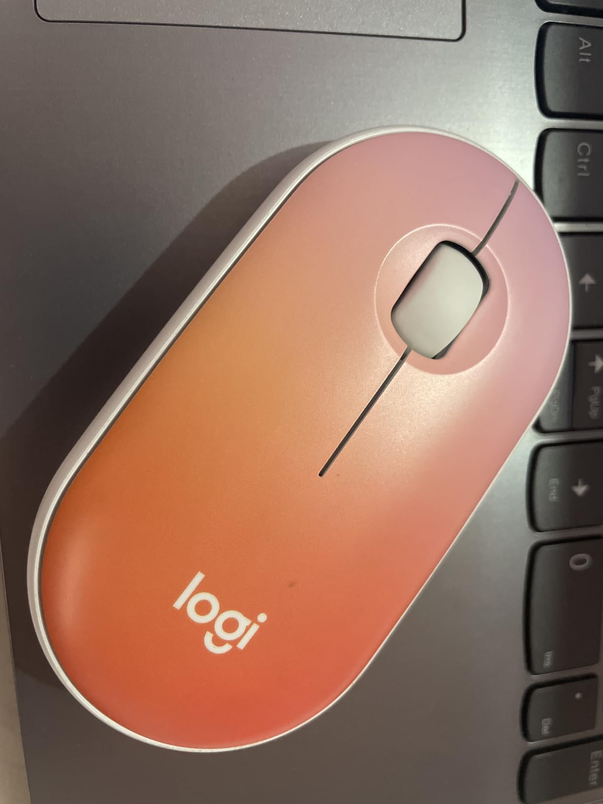 Logitech M340 Compact Ambidextrous Silent Wireless Mouse - Sheer Dream customer photo 1