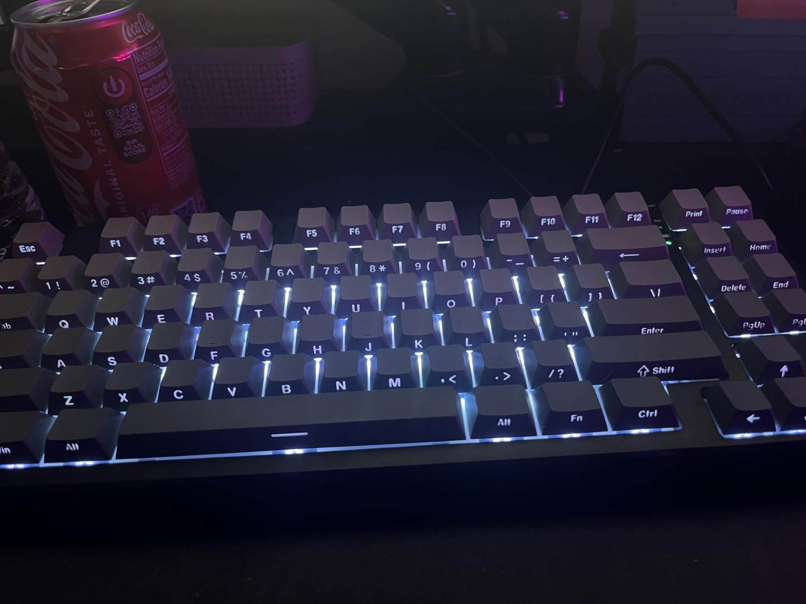 Kisnt KN85 Wireless Mechanical Keyboard, 75% Layout, Bluetooth/2.4GHz/USB-C, Custom RGB Backlit, Hot-Swappable Linear Switch, Creamy Sound for Gaming/Typing (Retro Beige) customer photo 2