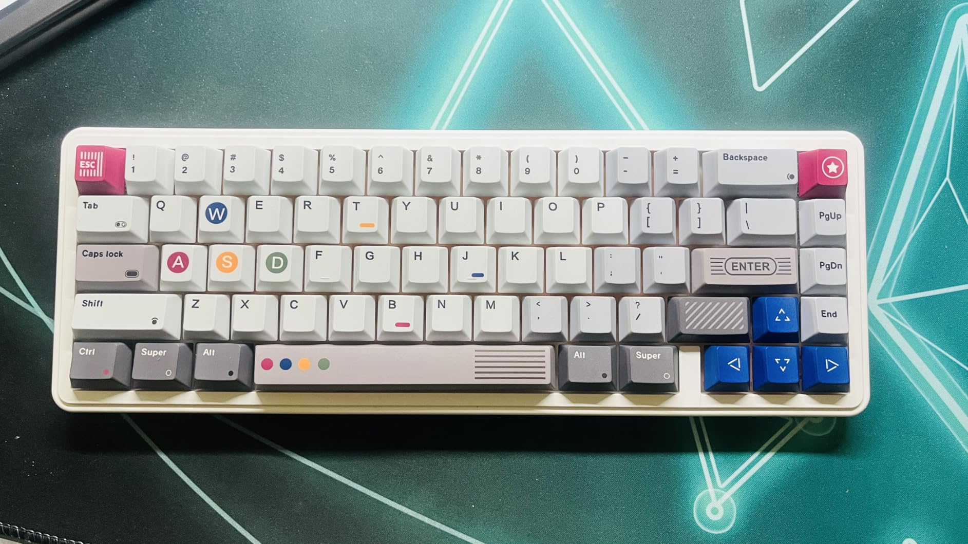 EPOMAKER x Aula F65 65% Wireless Hot-Swappable Gasket Mechanical Keyboard | 5-Layer Sound Dampening Padding for Rich Thocky Sound, RGB Backlit, Tri-Mode (BT 5.0/2.4G/USB-C) (Black, Reaper Switch) customer photo 2