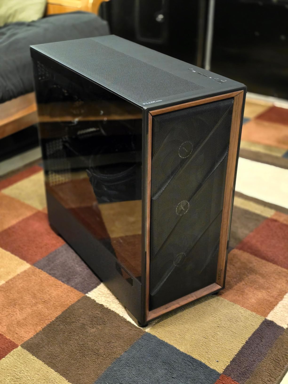 Antec Flux Pro Full-Tower E-ATX PC Case, 6 PWM Fans Included, Black | 6 PWM Fans, Walnut Wood Front Panel, High-Airflow, 90 Rotated PSU Mount, 420mm Radiator Support, CPU & GPU Temp Display customer photo 1