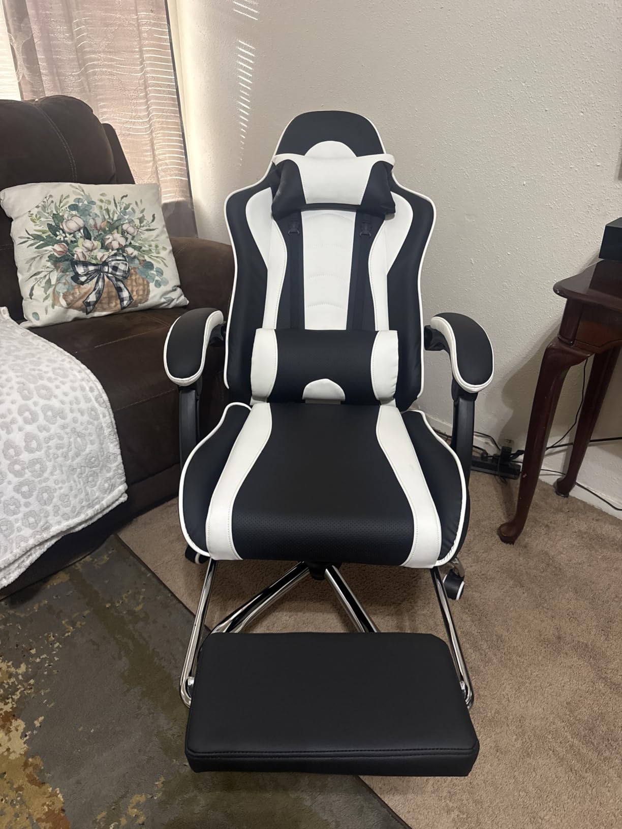 Yaheetech Gaming Chair with Electric Massage Lumbar Support, Footrest & Headrest - Ergonomic High Back Recliner for Home Office, Computer Desk Chair, Height Adjustable, 300 lbs, Black/White customer photo 2