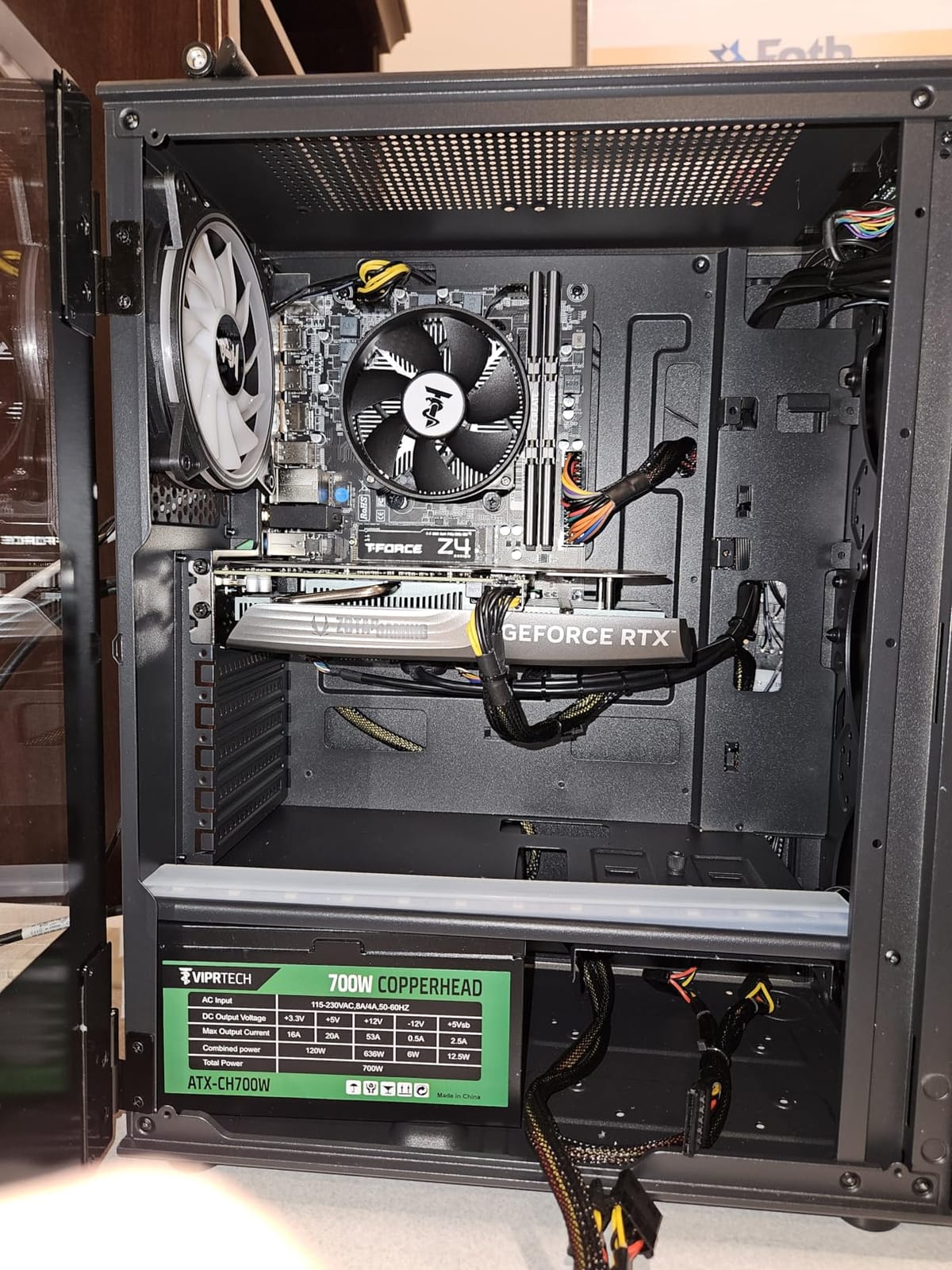 ViprTech Rebel 4.0 GamingPC, Ryzen 7, RTX 4060 8GB, 16GB/1TB SSD Onyx Black customer photo 1