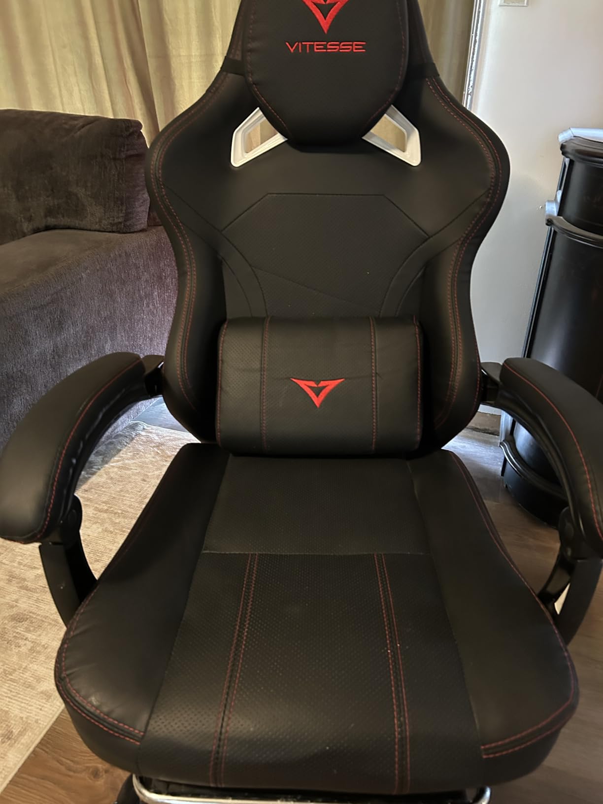VITESSE Big and Tall Gaming Chair 400lb Capacity with Footrest, Racing-Style High Back Video Game Chair for Adults, PU Leather Computer Chair with Oversized Headrest for Gaming and Work customer photo 2
