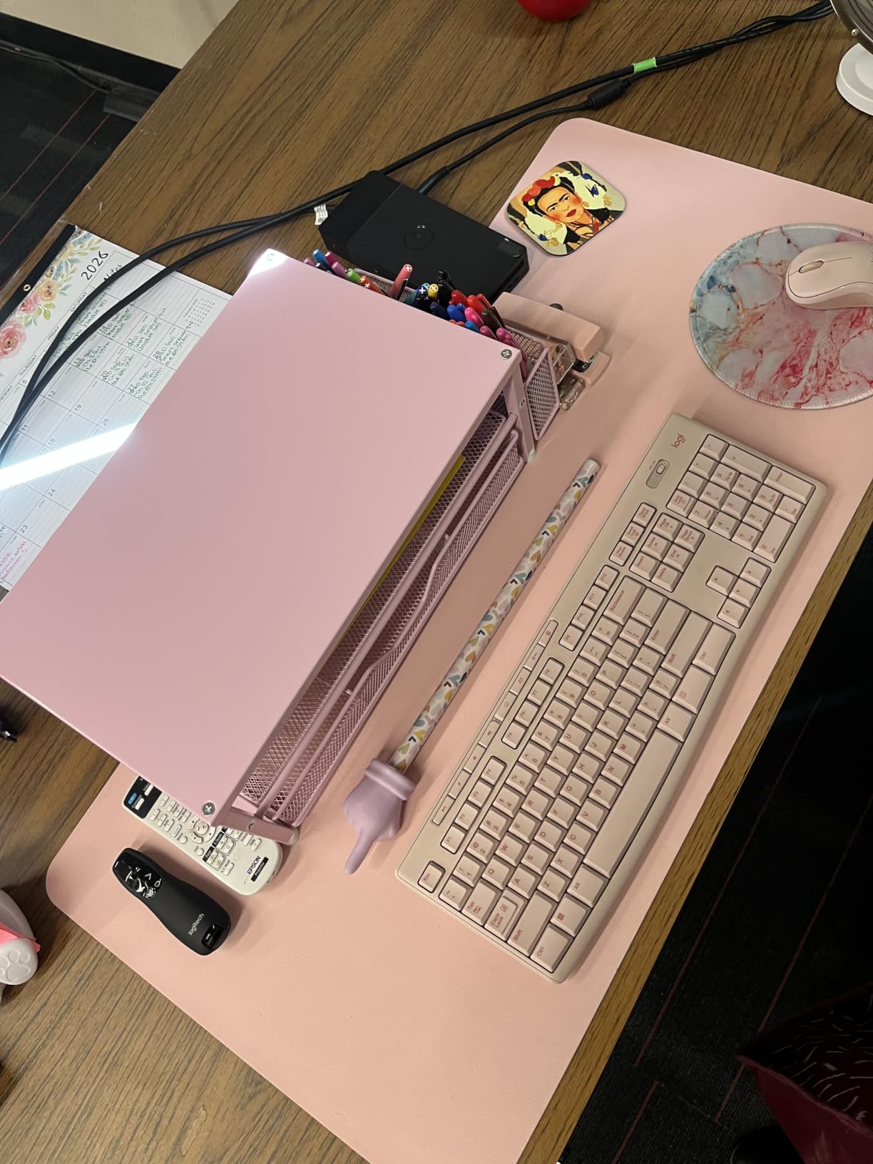 Logitech MK270 Full Size Wireless Keyboard and Mouse Combo - Off White | Full size keyboard with spill-resistant design, compact ambidextrous mouse, connect via single included USB-A Nano Receiver customer photo 1