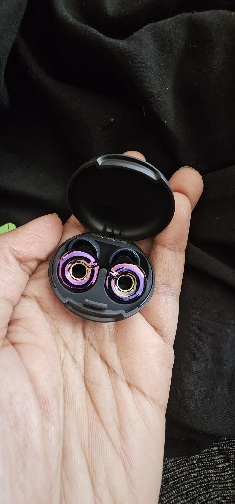 Loop Switch 2 Adjustable Ear Plugs - 3 Modes for Ultimate Control | 20-26dB SNR noise reduction. Flexible fit. For focus, travel, socializing, festivals & more customer photo 1