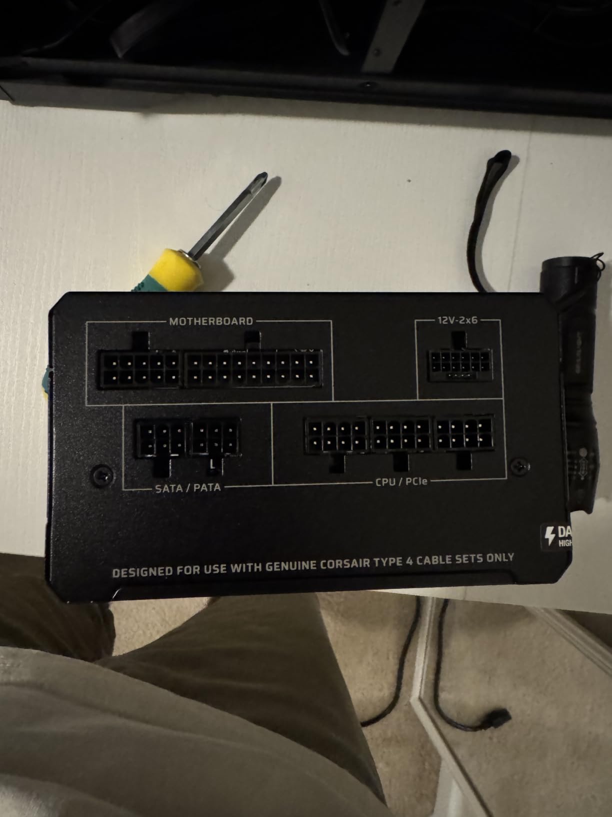 CORSAIR RM850e (2025) ATX 3.1 PCIe 5.1 Ready 850W Power Supply - Black | Native 12V-2x6 Cable Included, Low-Noise, Fully Modular, Cybenetics Gold, Modern Standby Mode customer photo 2