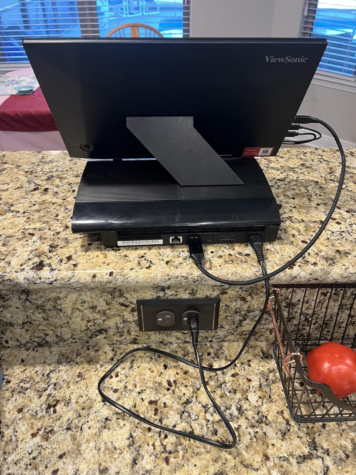 ViewSonic VA1653 16 Inch 1080p Portable Monitor, FHD IPS External Screen | USB C, Mini HDMI, Eye Care, Built In Stand, Protective Case, Mac, PC, Gaming Console, Anti Glare, Lightweight, Ready For Work customer photo 2
