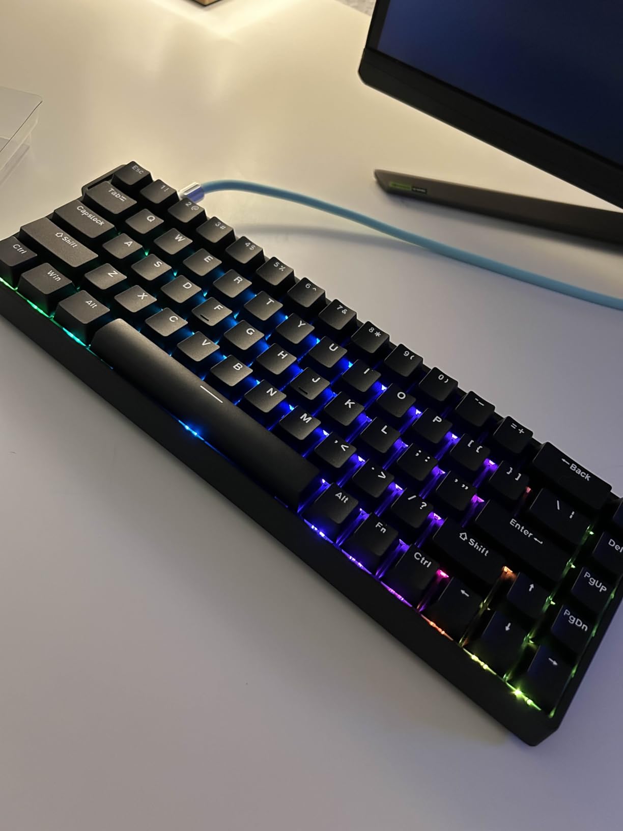 AULA WIN68 HE Mechanical Gaming Keyboard 60%, Hall Effect Magnetic Switch, Fast Trigger Mode Adjustable Actuation, 8000Hz Polling Rate, RGB Backlit, Wired Black Keyboard for Laptop/PC Gamer customer photo 1