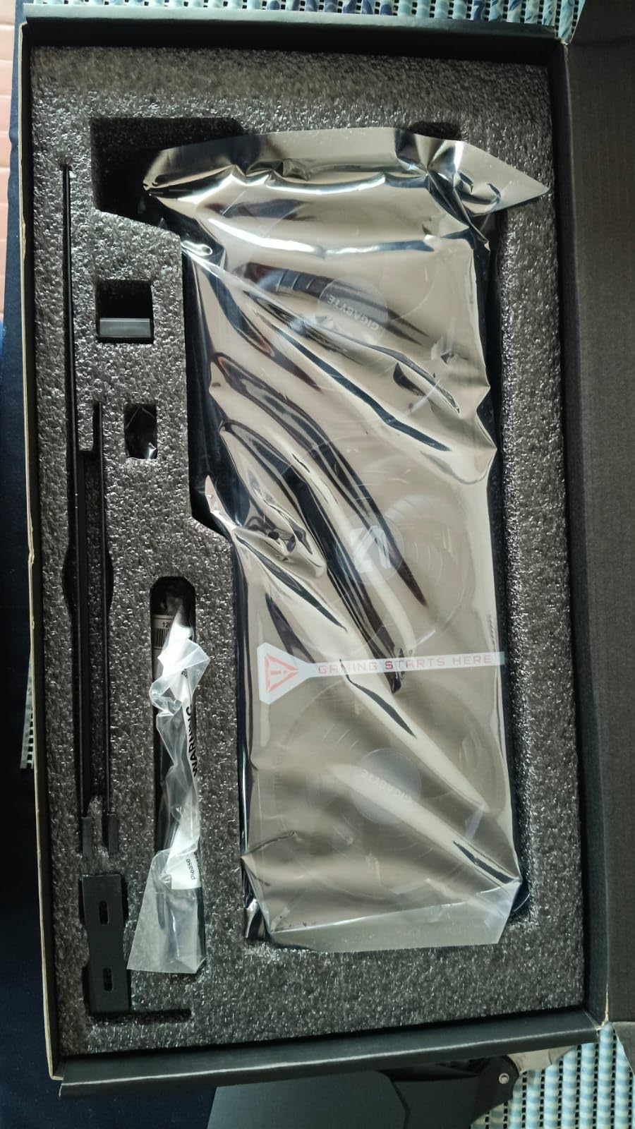 GIGABYTE GeForce RTX 5070 Gaming OC 12G Graphics Card, 12GB 192-bit GDDR7, PCIe 5.0, WINDFORCE Cooling System, GV-N5070GAMING OC-12GD Video Card customer photo 1