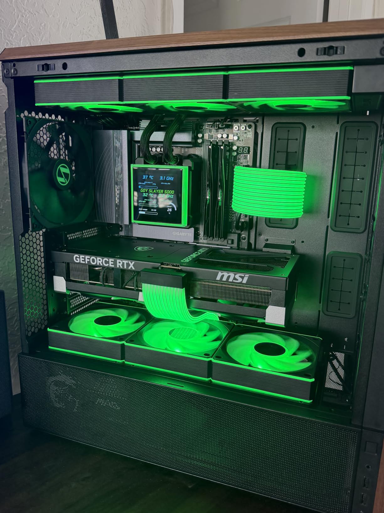 Lian Li LANCOOL 217 ATX Mid-Tower PC Case, 5 PWM Fans, Black Walnut Wood | Pre-installed 2x170mm, 2x120mm & 1x140mm Fans, Genuine Wood Panels, Back-Connect Ready, Flexible PSU Mounting (LAN217X) customer photo 2