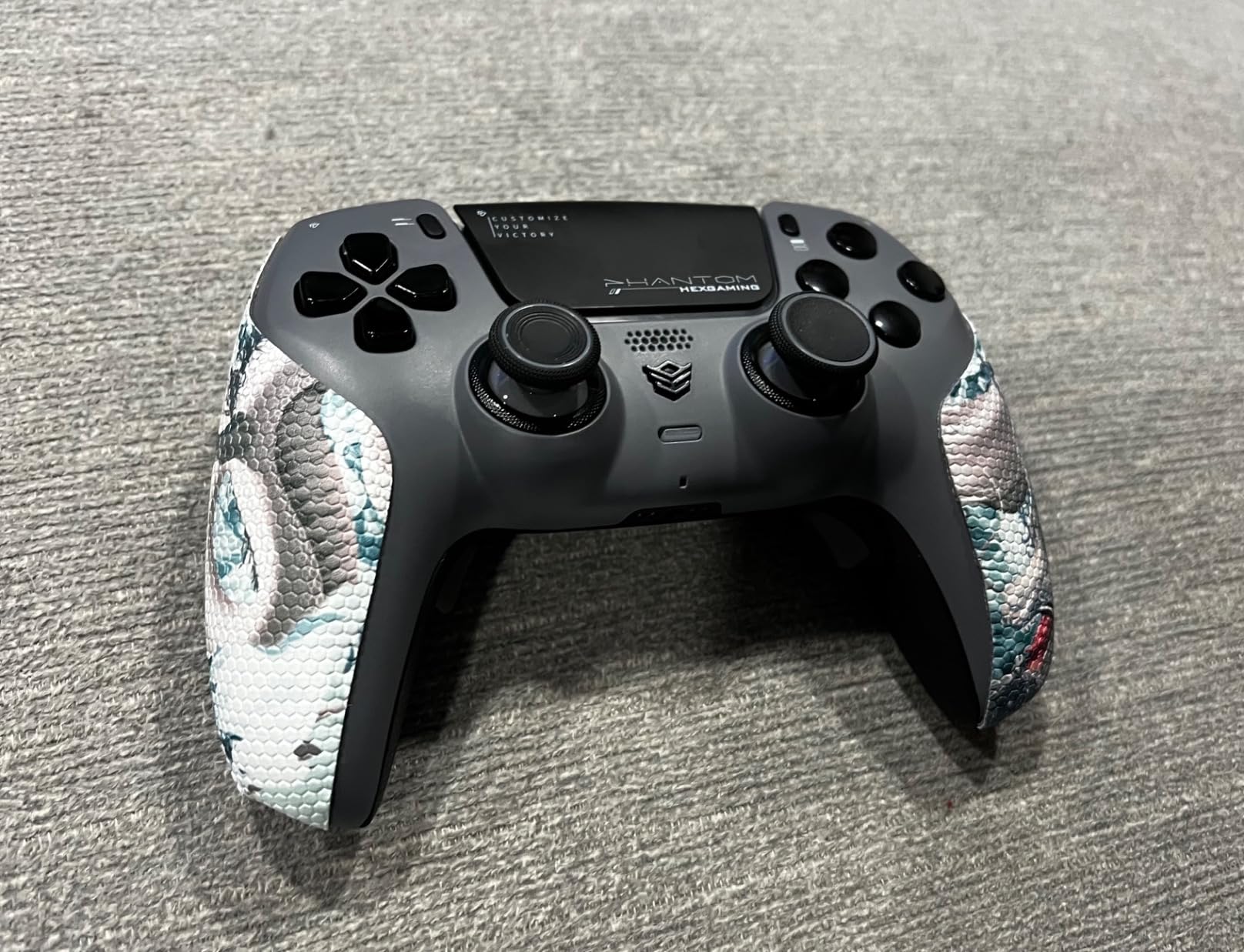 HEXGAMING PHANTOM Wireless Controller Compatible with PS5, Orochi | Hall Effect Joysticks, Adjustable Triggers, 4 Remappable Buttons, 6 Profiles, 8 Swappable Sticks, PC Compatible customer photo 1
